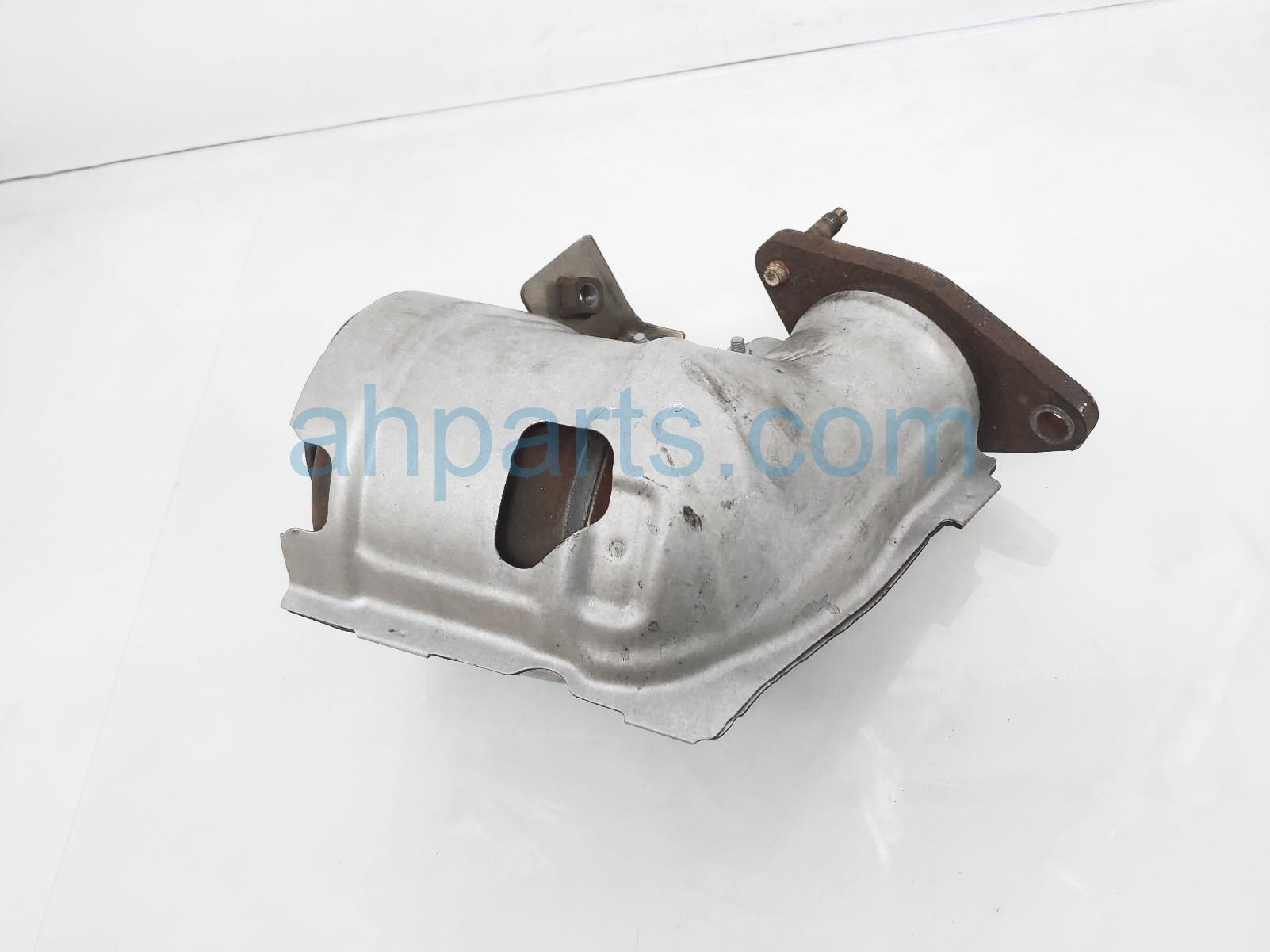 $199 Infiniti LH FORWARD CATALYTIC CONVERTER