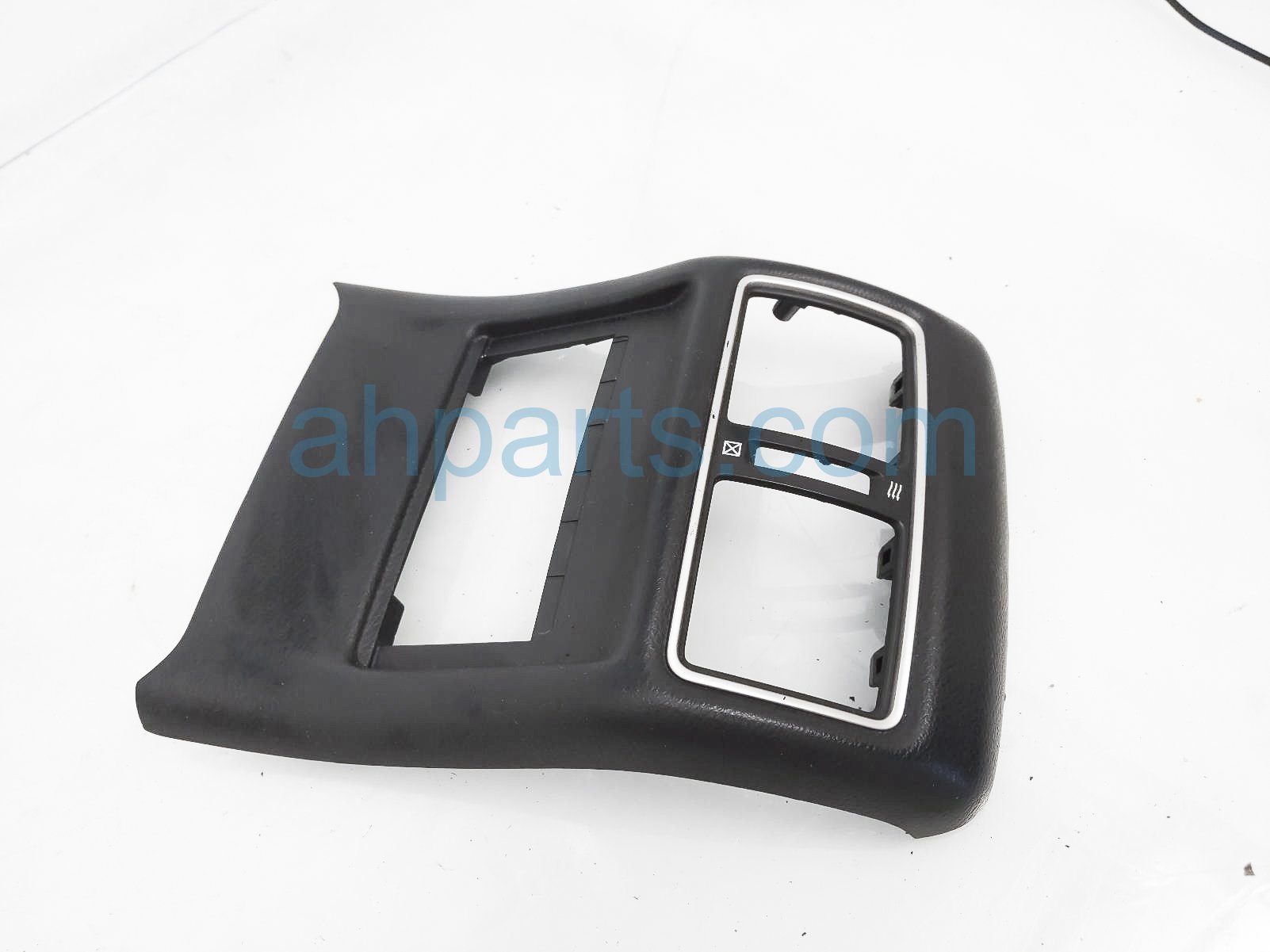 $35 Infiniti CENTER CONSOLE REAR TRIM PANEL ASSY