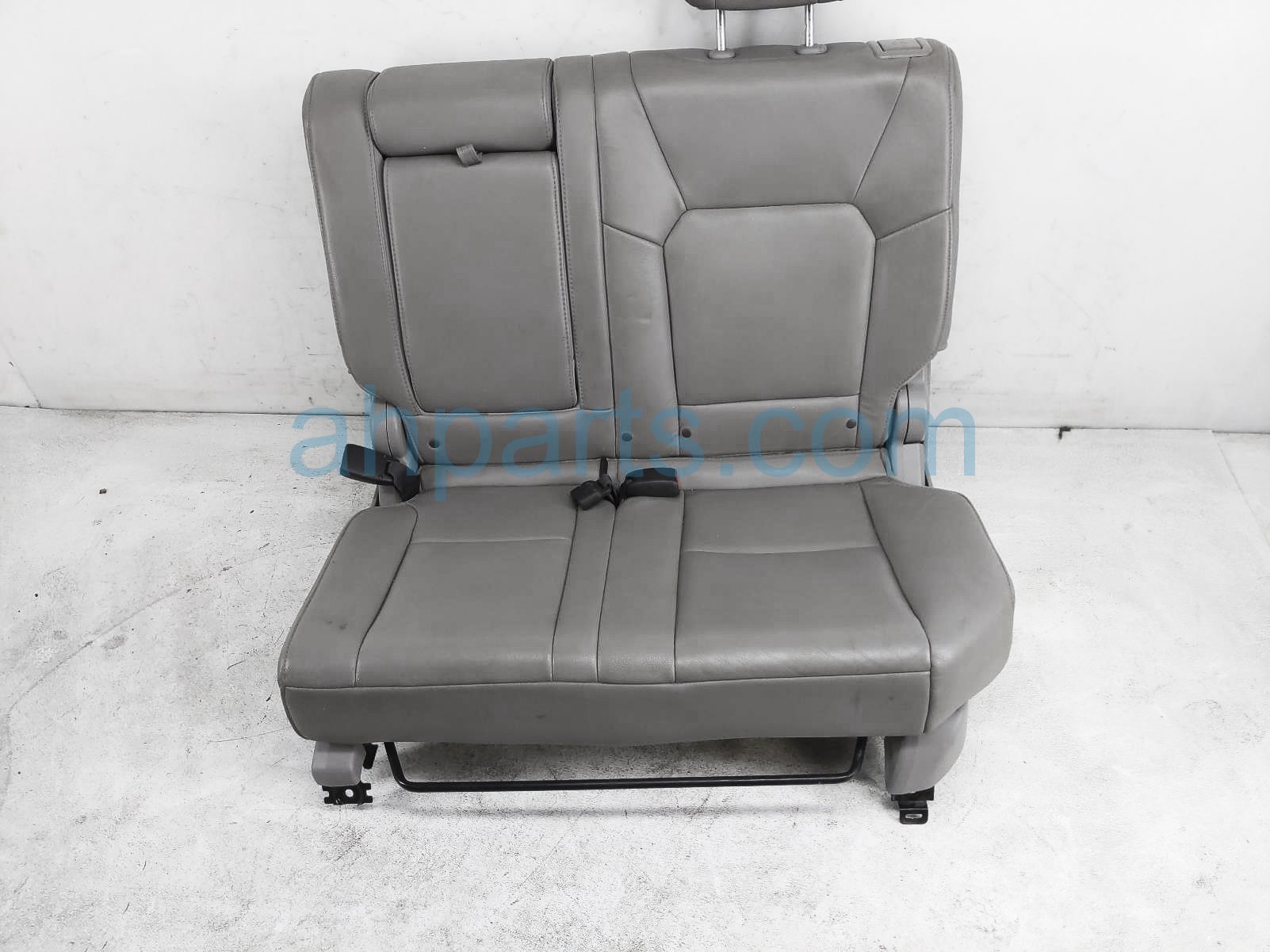 $100 Honda 2ND ROW LH SEAT - GREY EXL