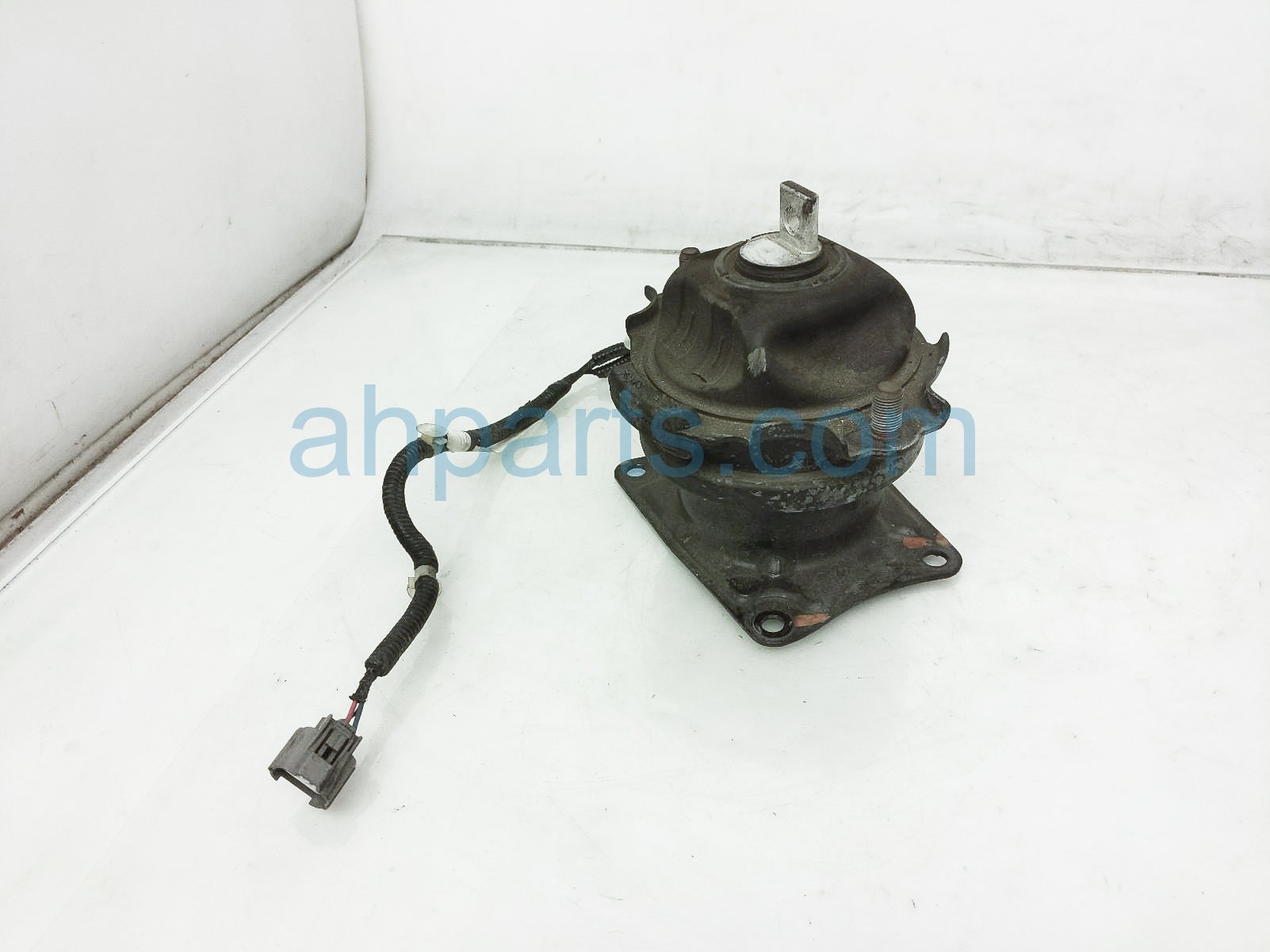 $145 Honda FRONT ENGINE MOUNT - 3.5L EX-L FWD