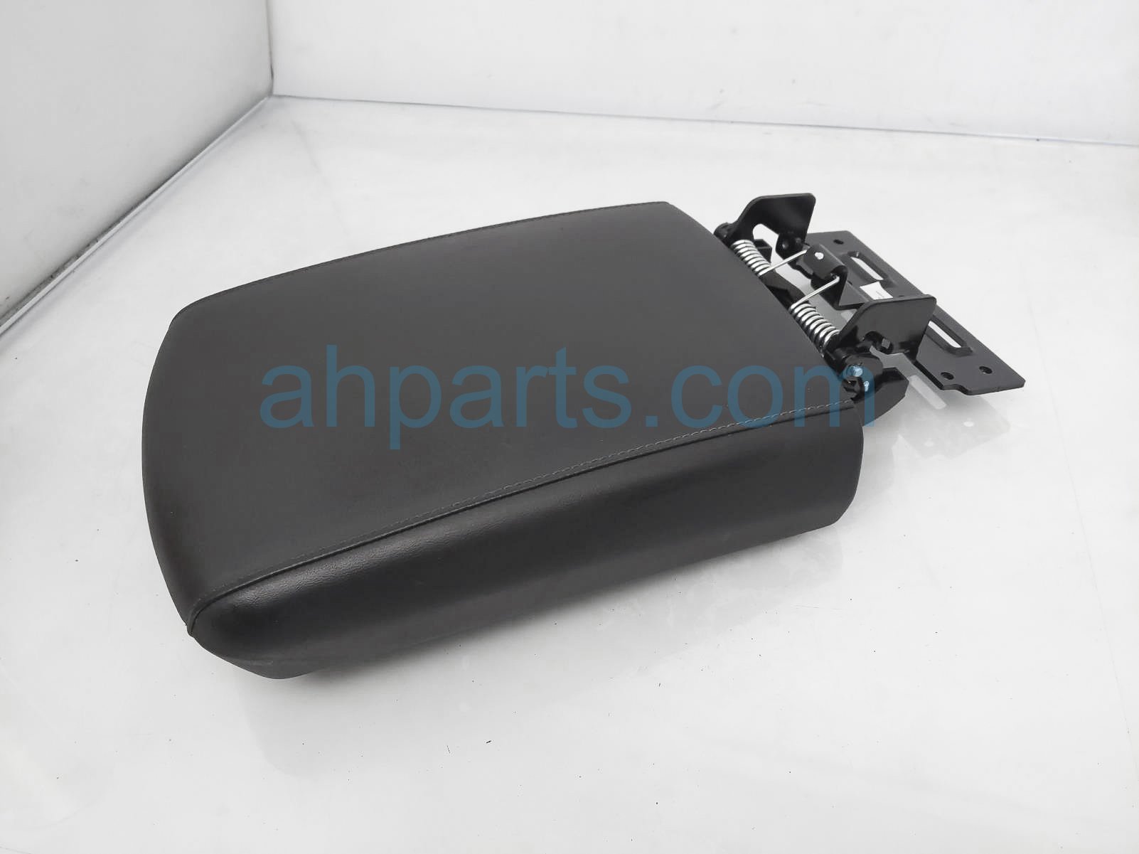 $149 Kia CENTER CONSOLE LID - BLACK