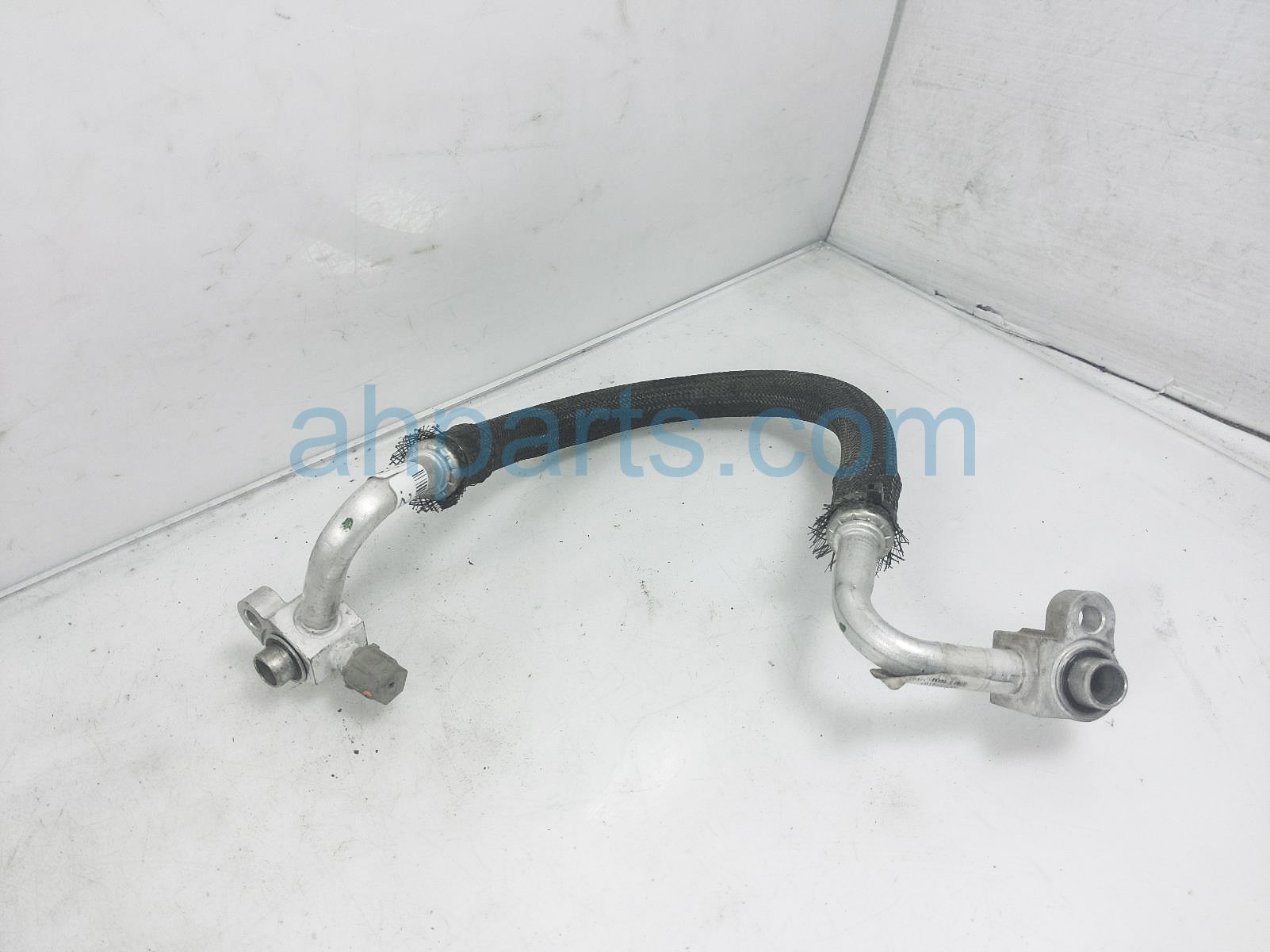 $40 Chrysler A/C DISCHARGE HOSE