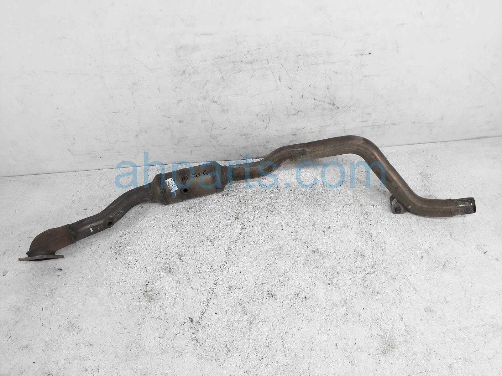 $350 Chrysler RH EXHAUST PIPE & CONVERTER ASSY