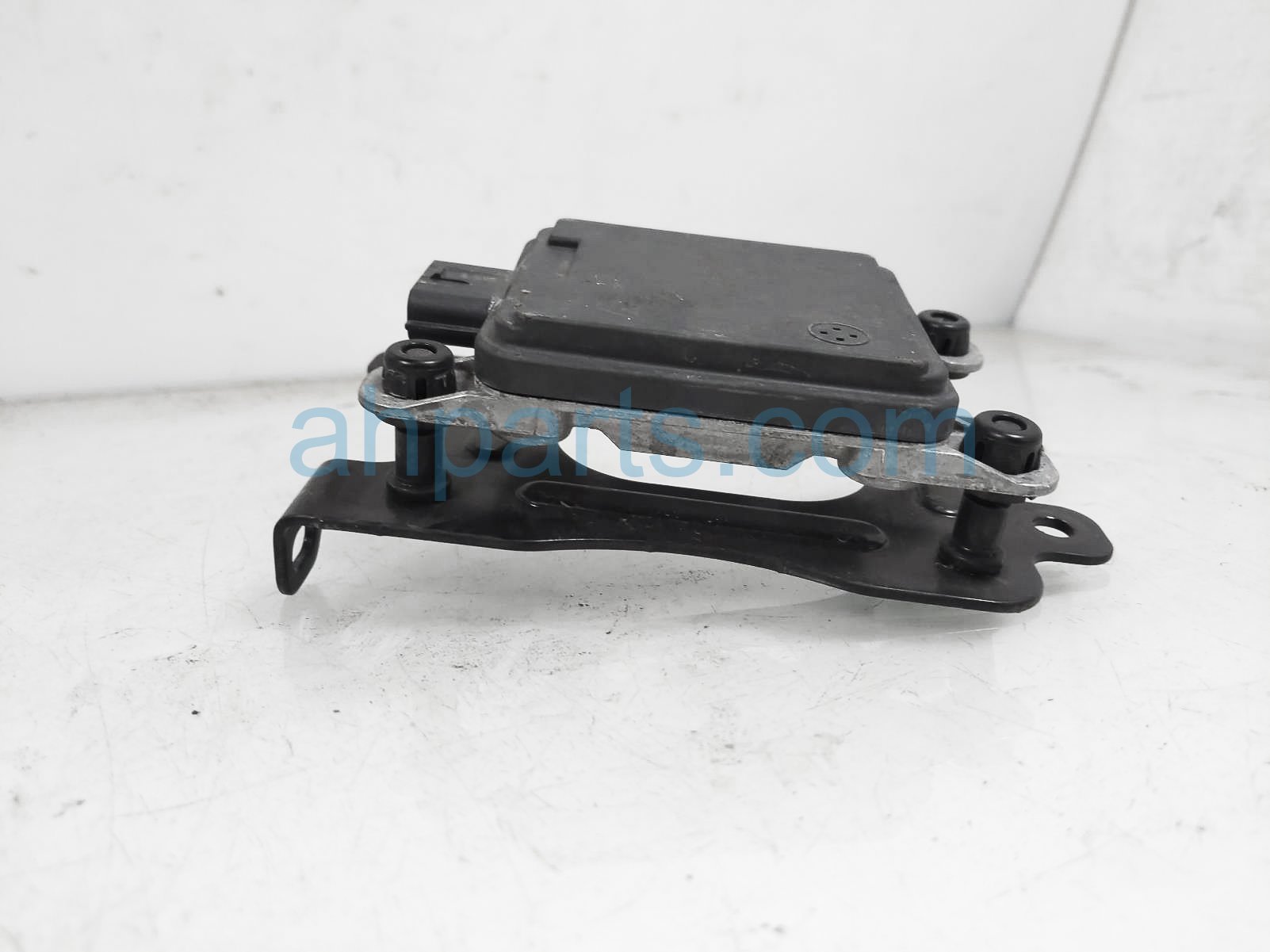 $239 Kia FRONT DISTANCE RADAR UNIT