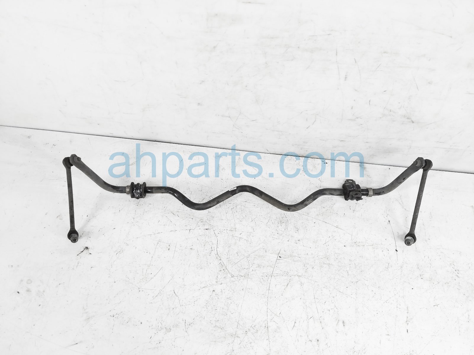 $100 Infiniti REAR STABILIZER / SWAY BAR