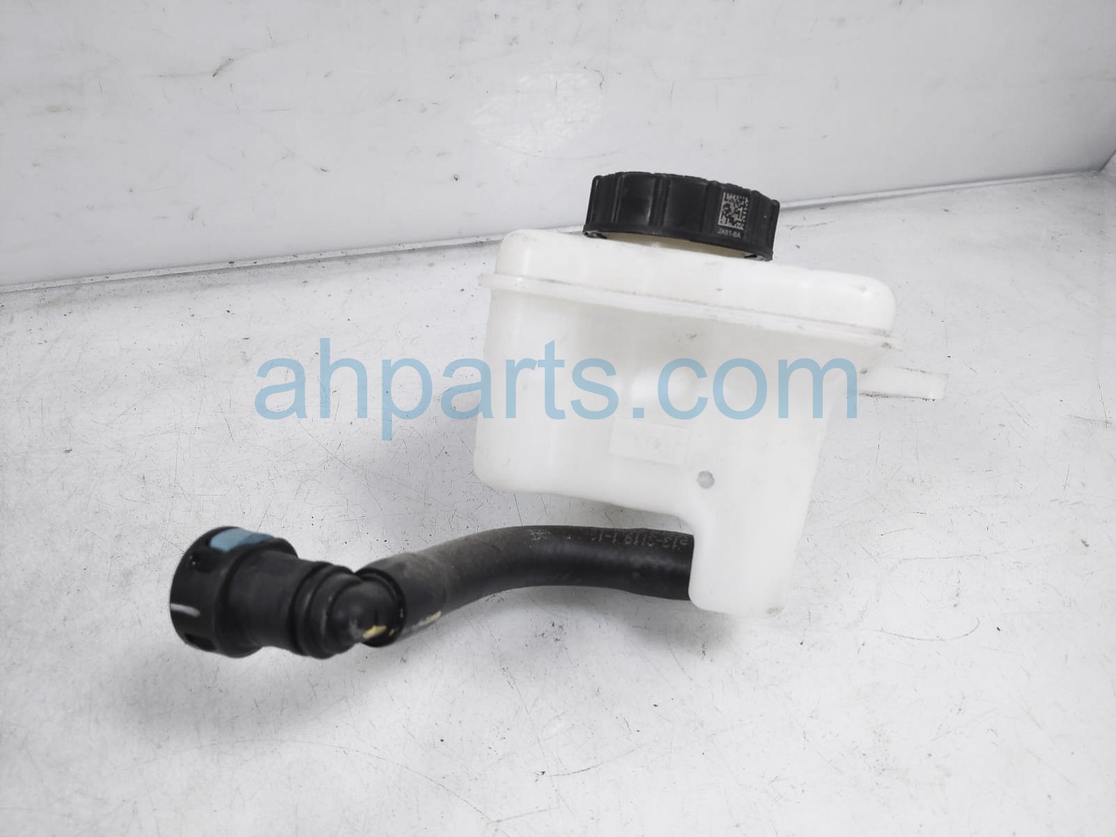 $25 Ford BRAKE MASTER CYLINDER RESERVOIR TANK