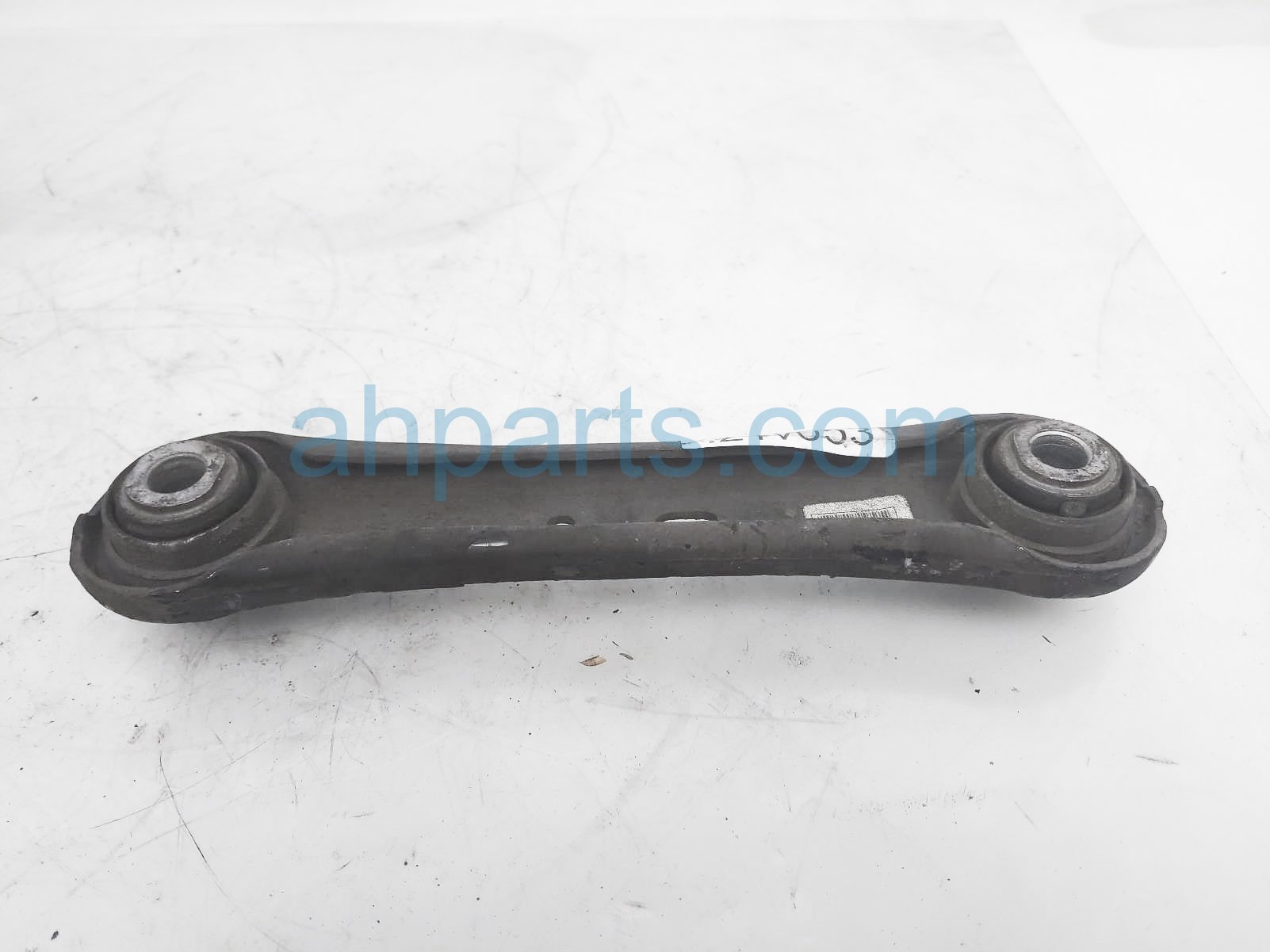 $20 Volvo RR/LH FORWARD TRACK ROD ARM