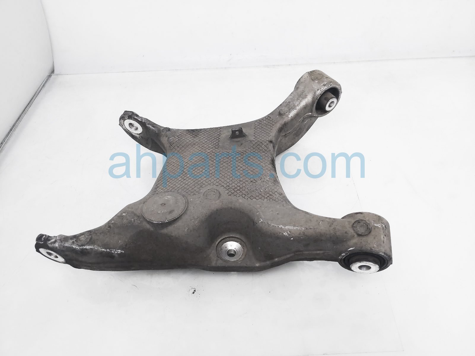 $65 BMW RR/LH LOWER CONTROL ARM