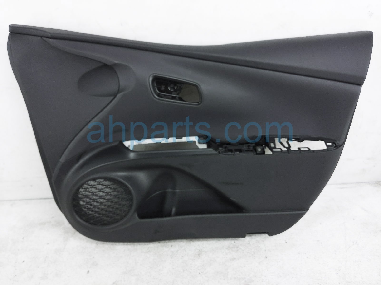 $100 Toyota FR/RH INTERIOR DOOR PANEL - BLACK