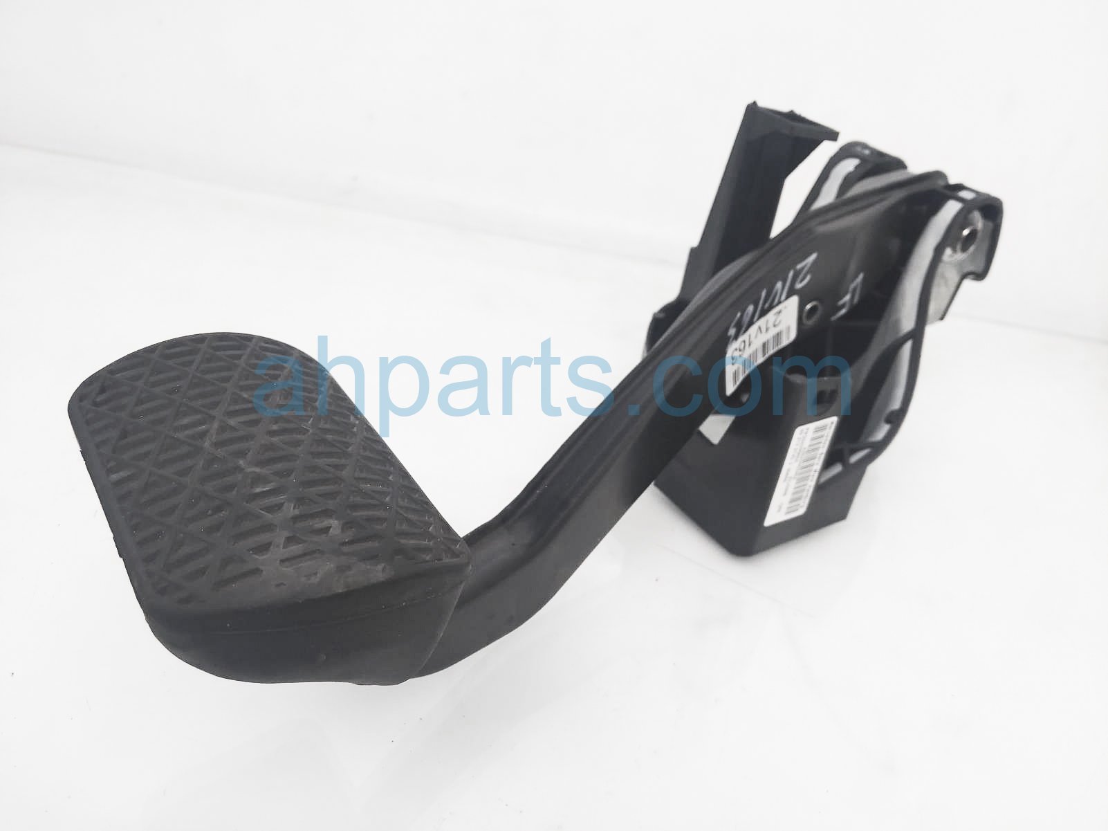 $25 Mercedes BRAKE PEDAL ASSY