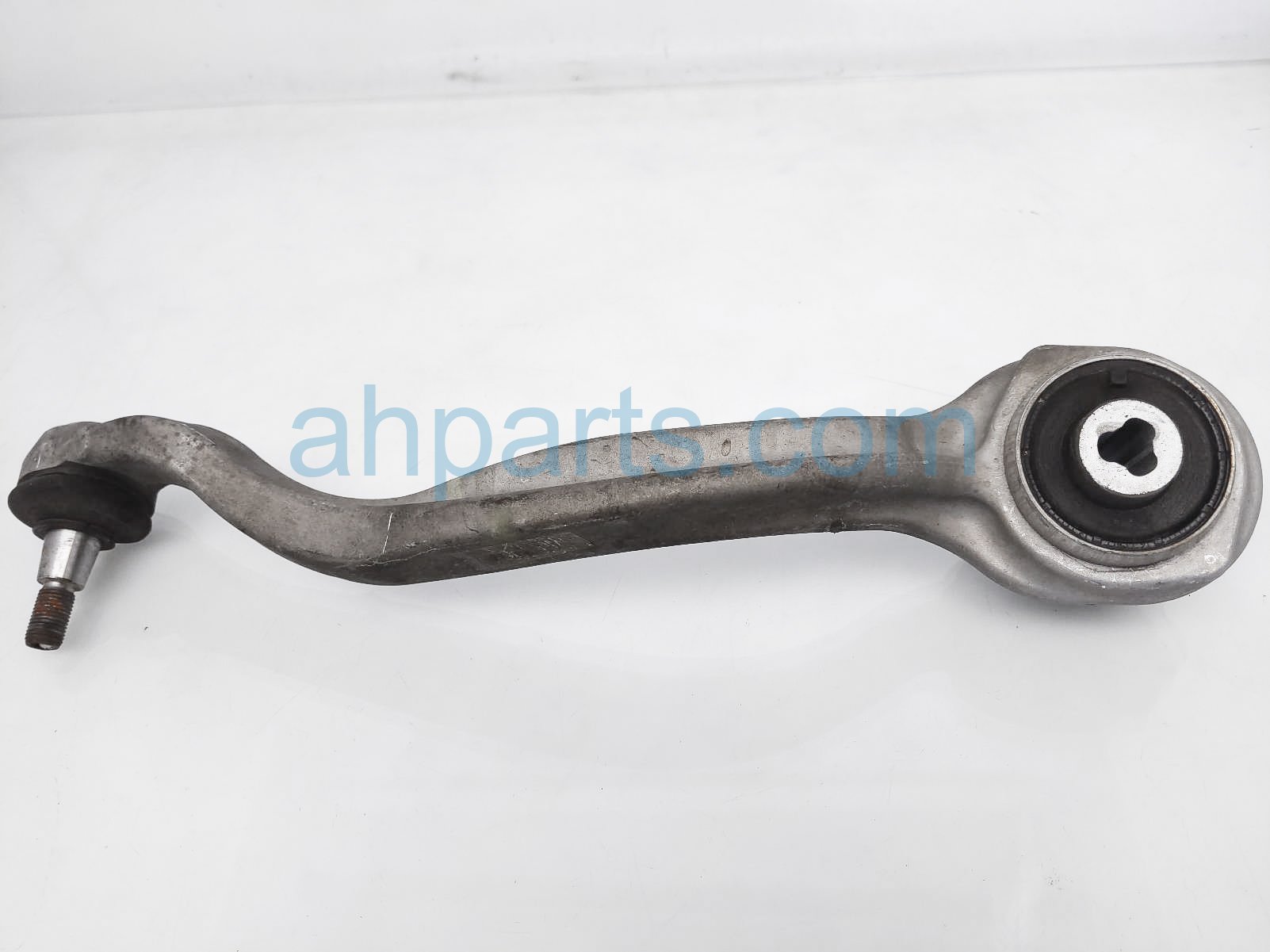 $50 Mercedes FR/RH CENTER LOWER CONTROL ARM