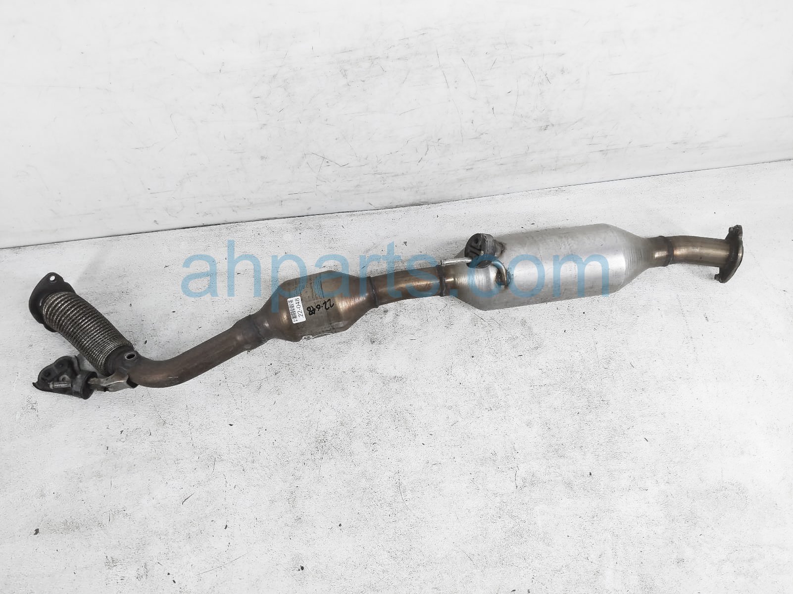 $250 Toyota FRONT EXHAUST PIPE W/ CONVERTER ASSY