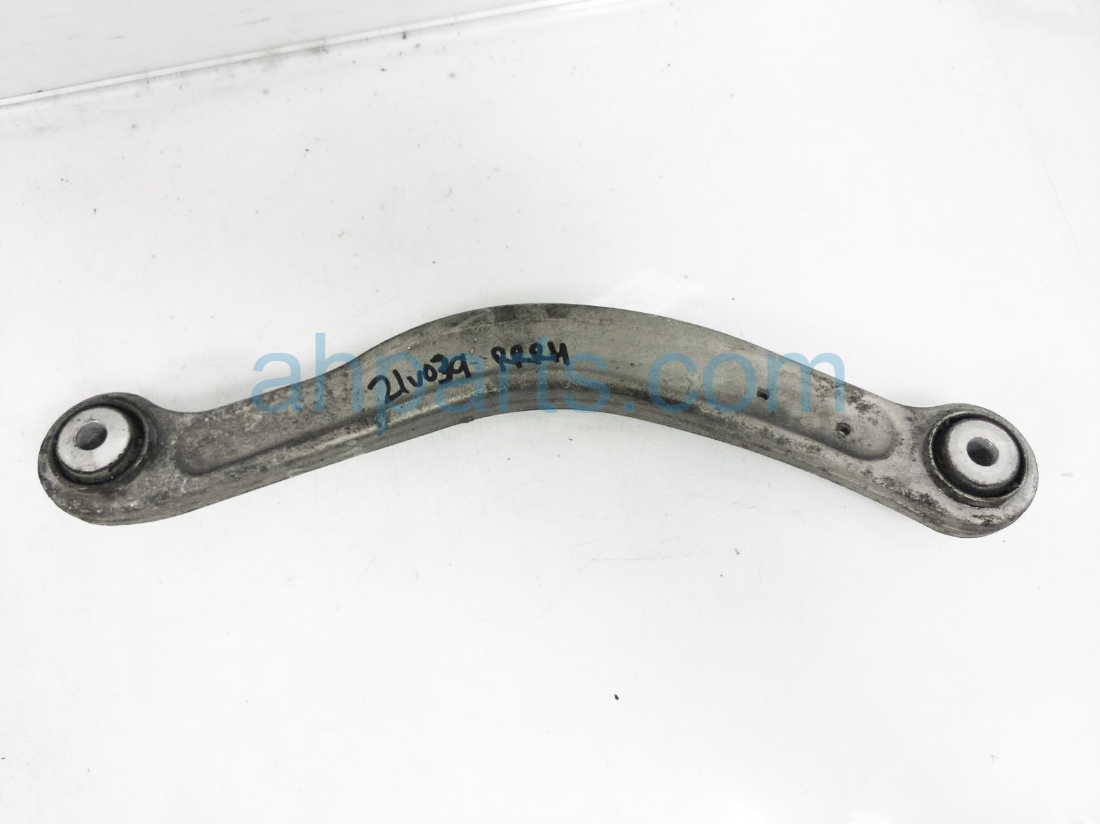 $35 Mercedes RR/RH REARWARD UPPER CONTROL ARM