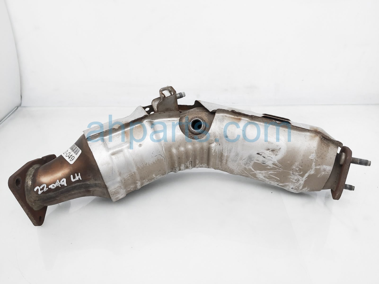 $275 Infiniti LH CATALYTIC CONVERTER