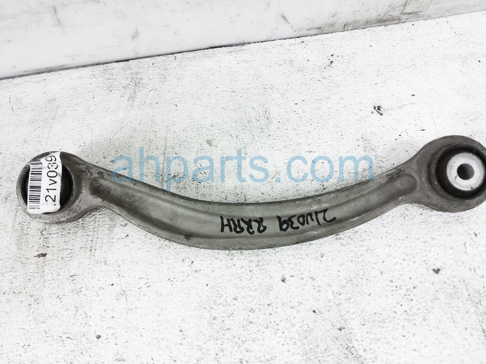 $30 Mercedes RR/RH FORWARD UPPER CONTROL ARM