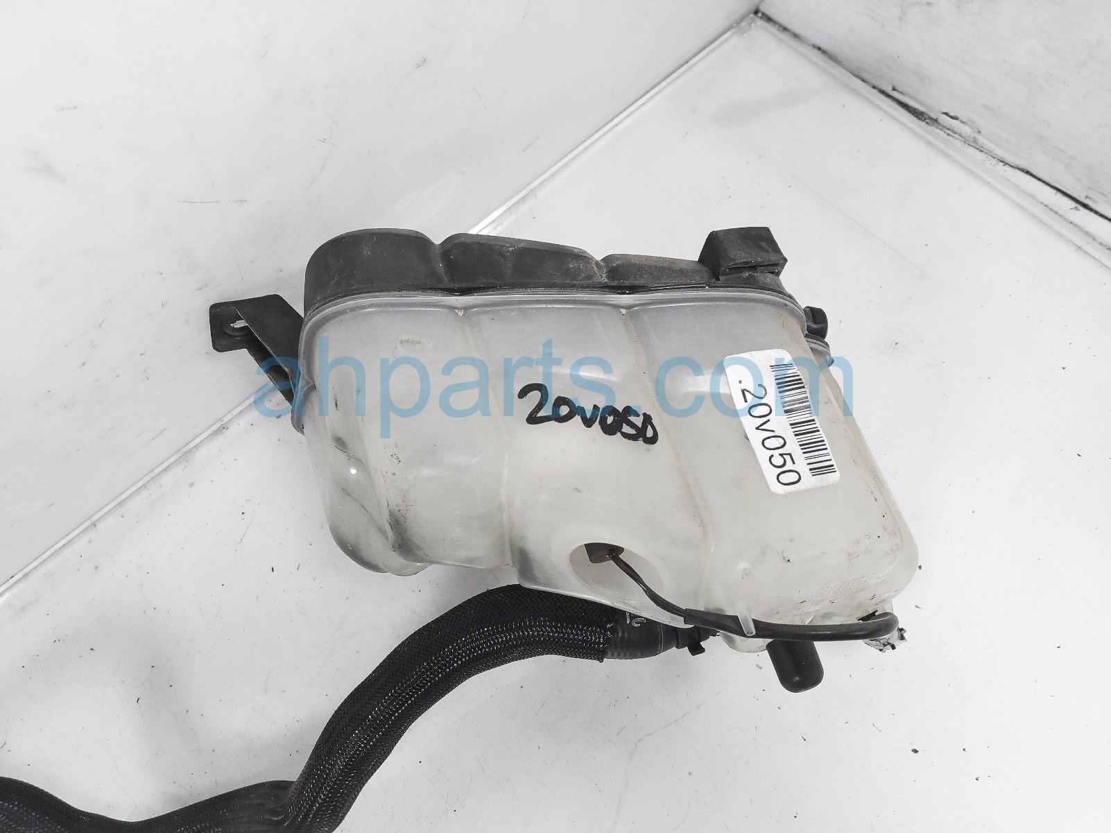 $35 Volvo COOLANT RESERVOIR OVERFLOW TANK