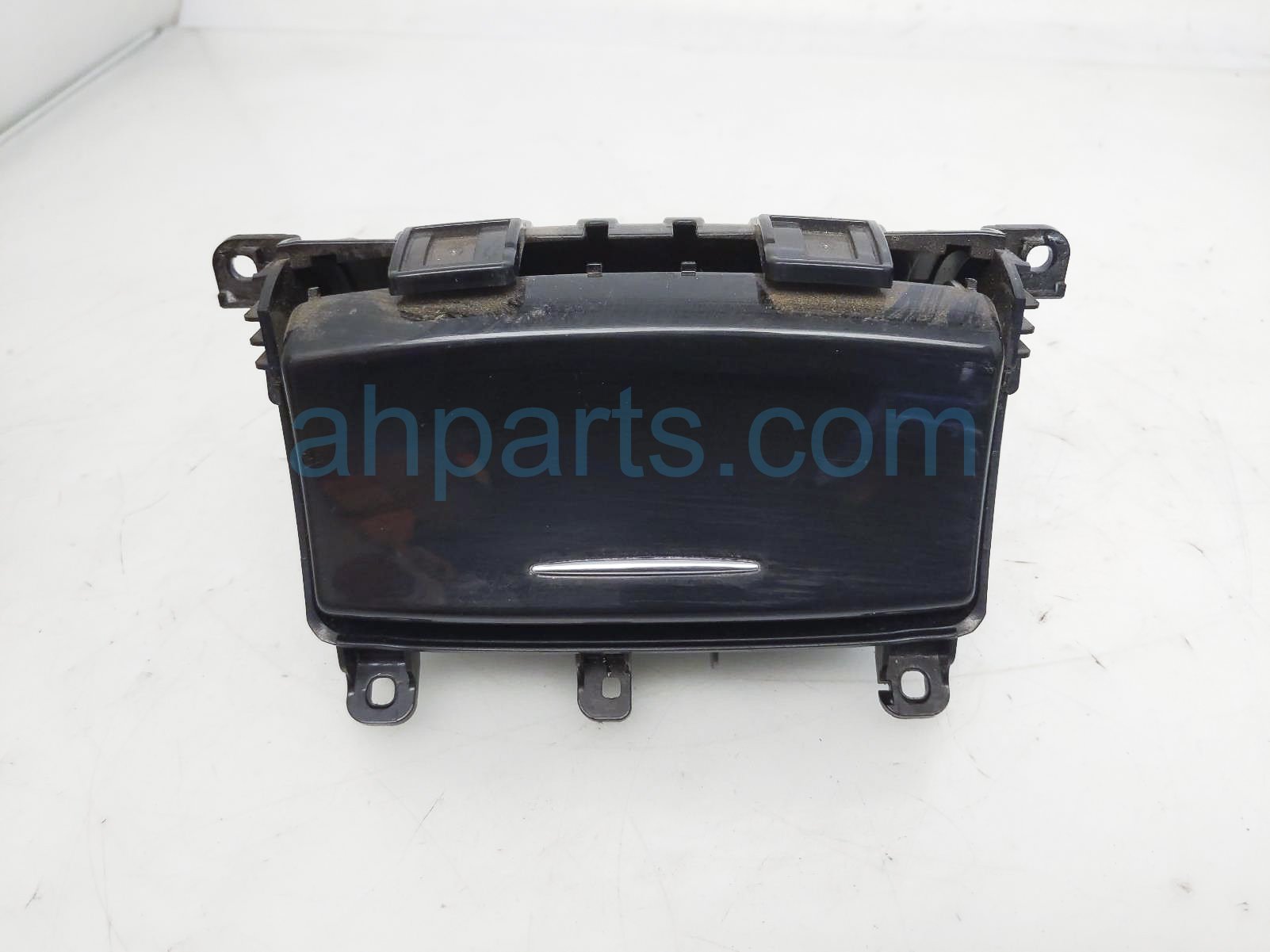 $30 Infiniti CENTER DASH LOWER POCKET ASSY