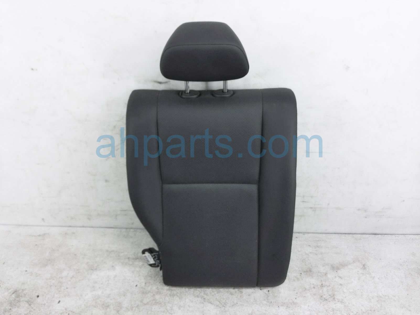 $75 Mercedes RR/RH TOP SEAT CUSHION - BLACK