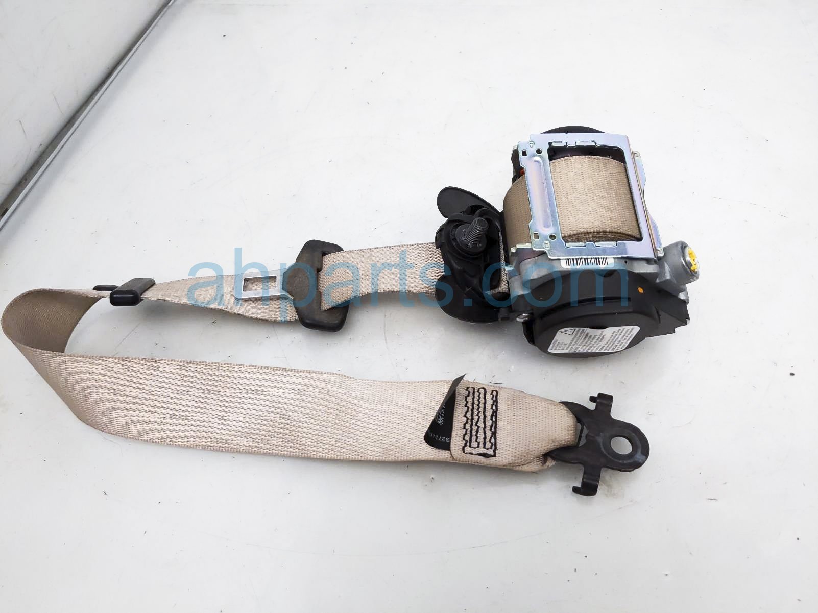 $70 BMW FR/RH SEAT BELT - TAN