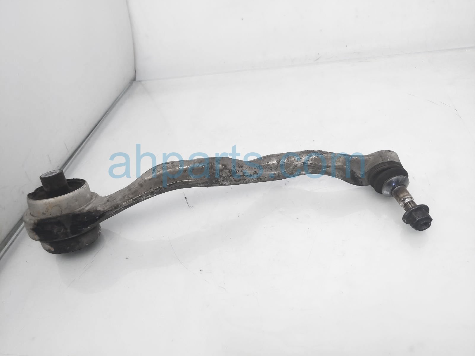 $75 BMW FR/RH FOWRARD CONTROL ARM