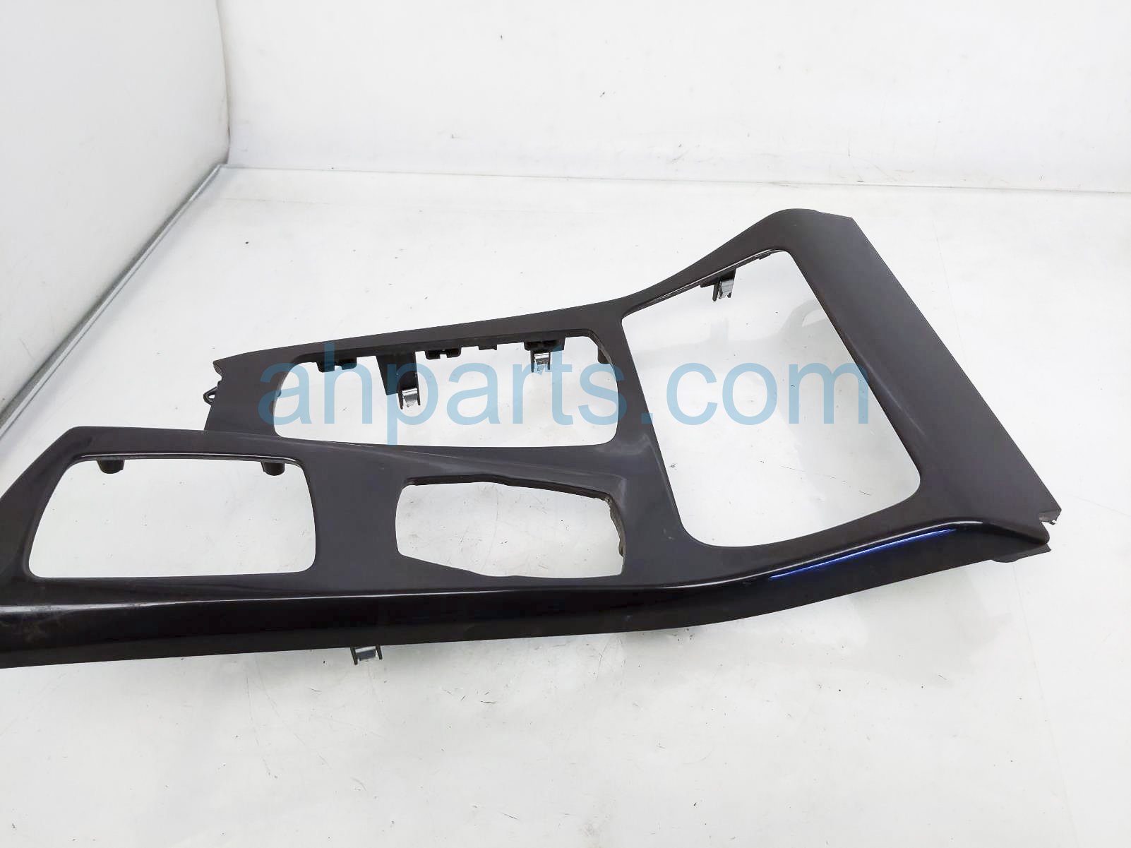 $60 BMW CENTER CONSOLE UPPER TRIM BEZEL