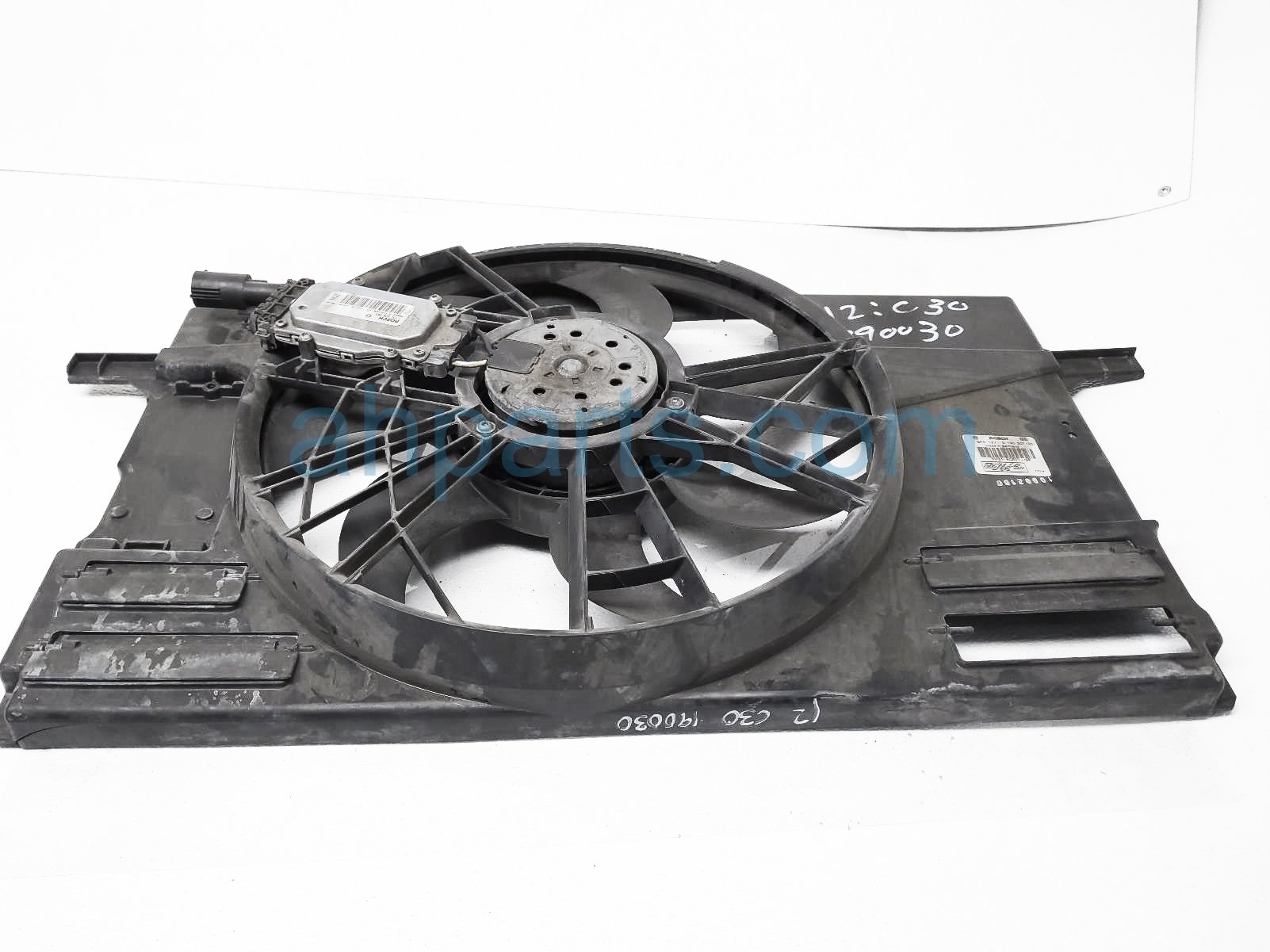 $39 Volvo RADIATOR COOLING FAN ASSY