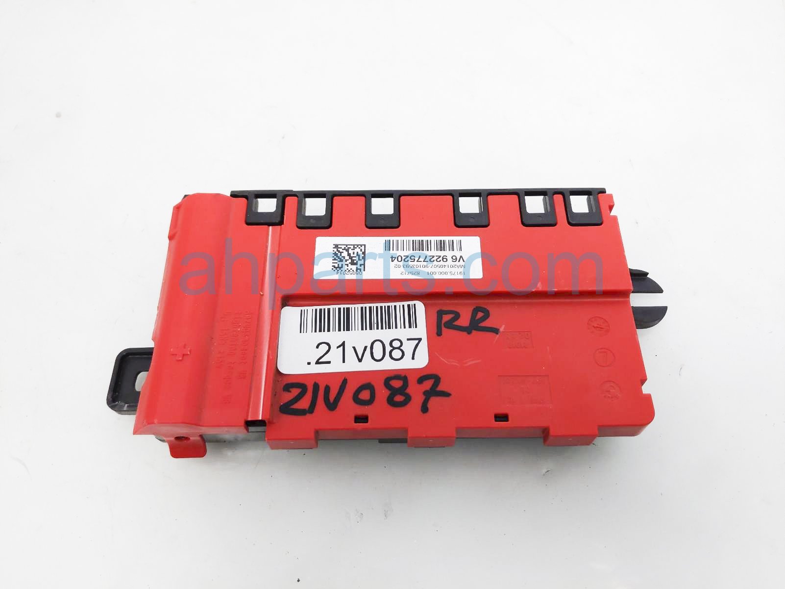 $40 BMW POSITIVE BATTERY DISTRIBUTION BOX