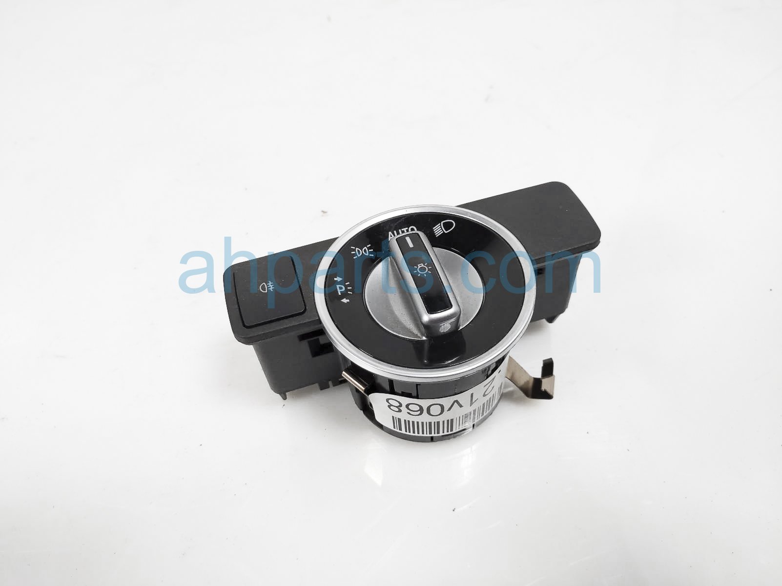 $25 Mercedes HEADLAMP SWITCH ASSY (ON DASH)