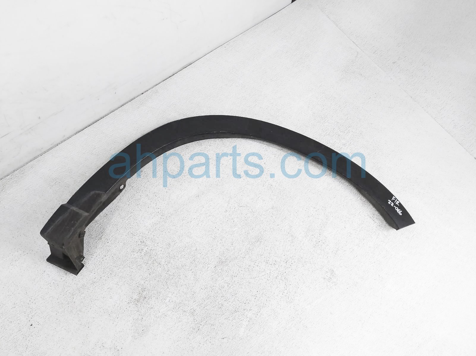 $39 Subaru FR/RH FENDER FLARE - BLACK