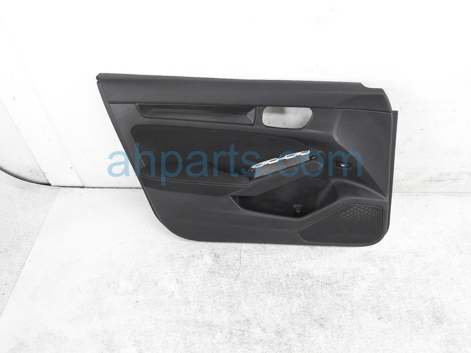 $115 Honda FR/LH INTERIOR DOOR PANEL - BLACK 4D