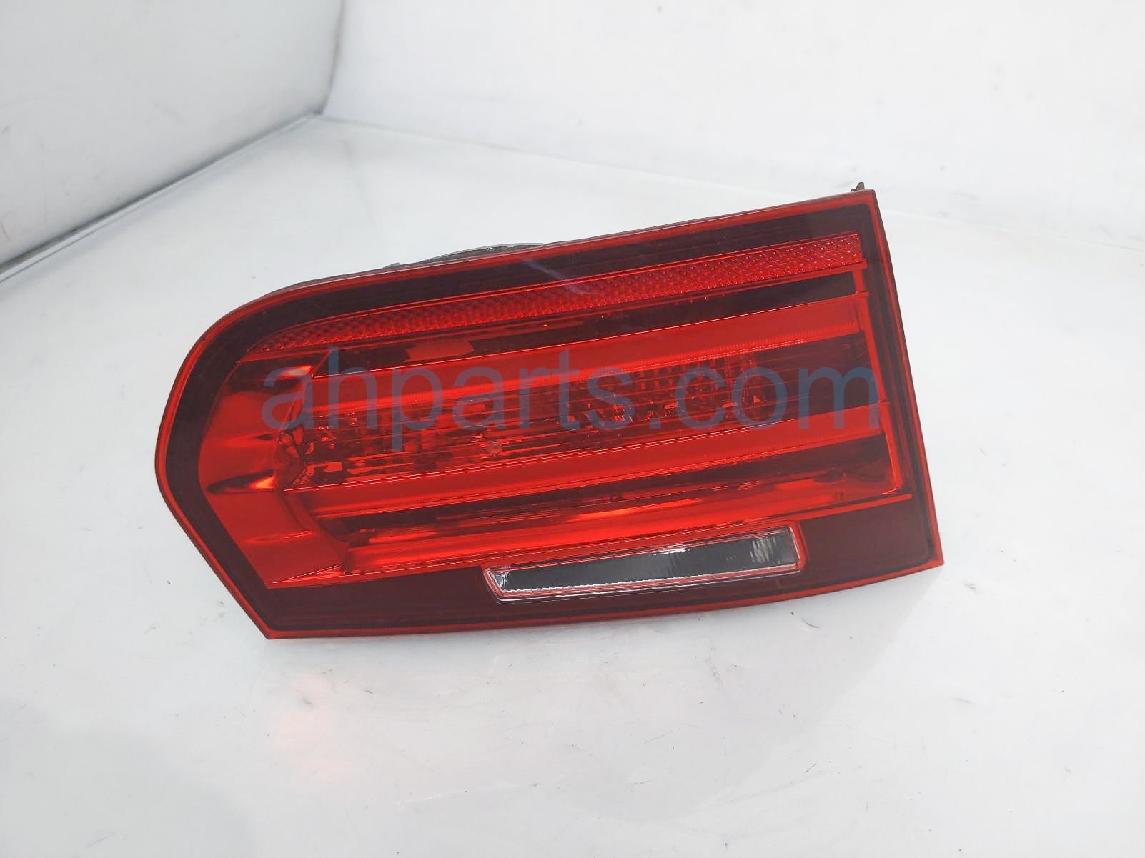 $50 BMW RR/LH TAIL LAMP / LIGHT (ON TRUNK)