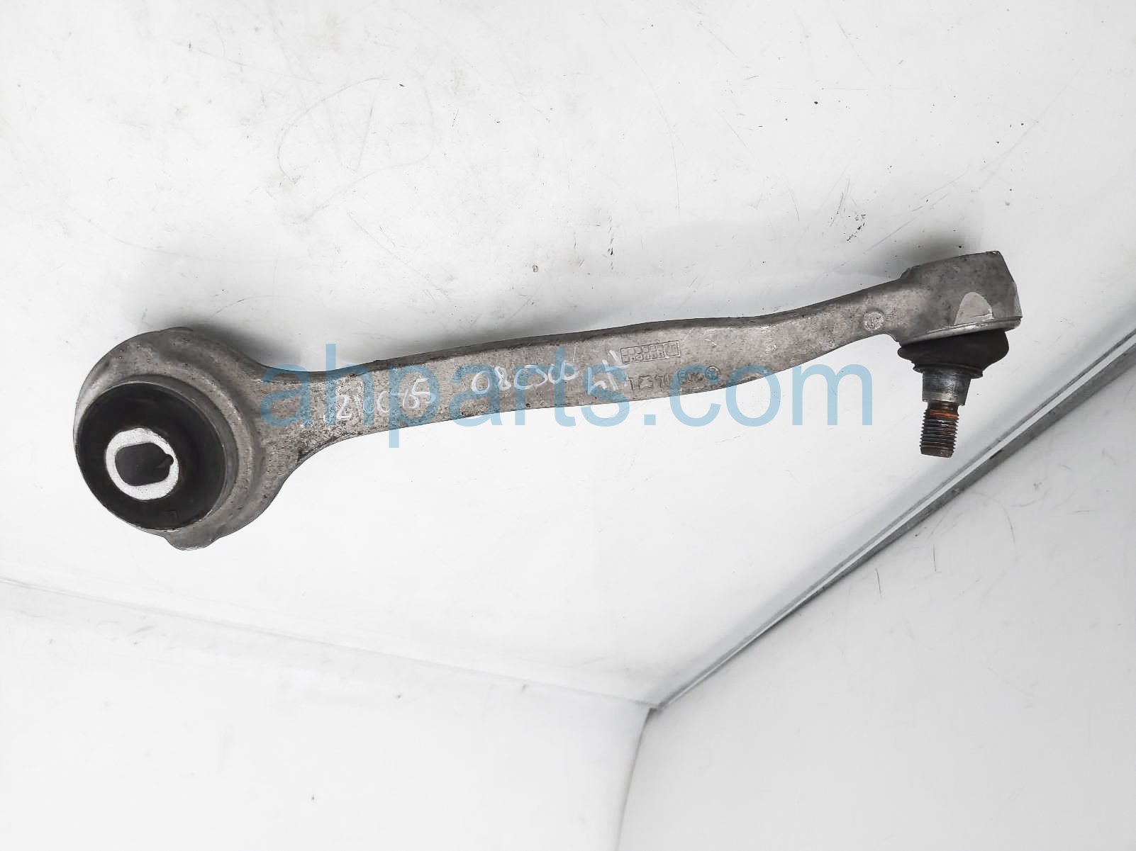 $40 Mercedes FR/LH FORWARD STRUT ARM