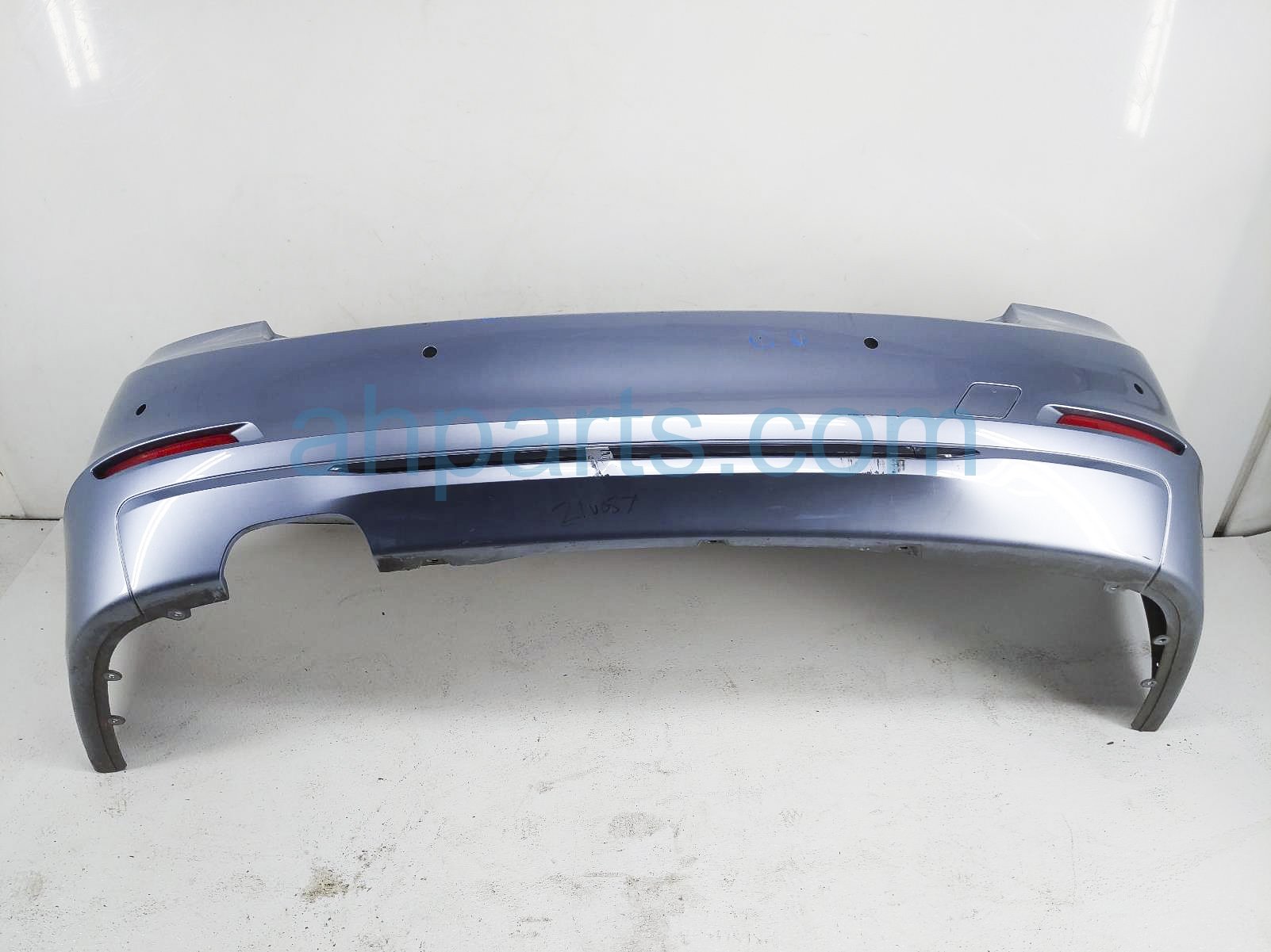 $99 BMW REAR BUMPER COVER - BLUE - NIQ