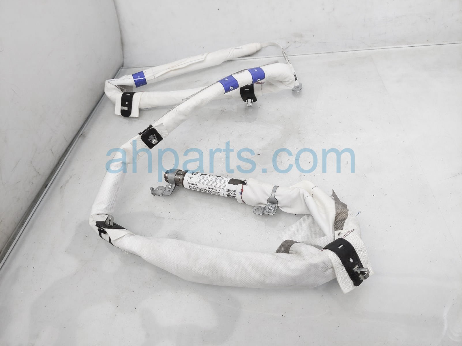 $75 Audi PASSENGER ROOF CURTAIN AIRBAG