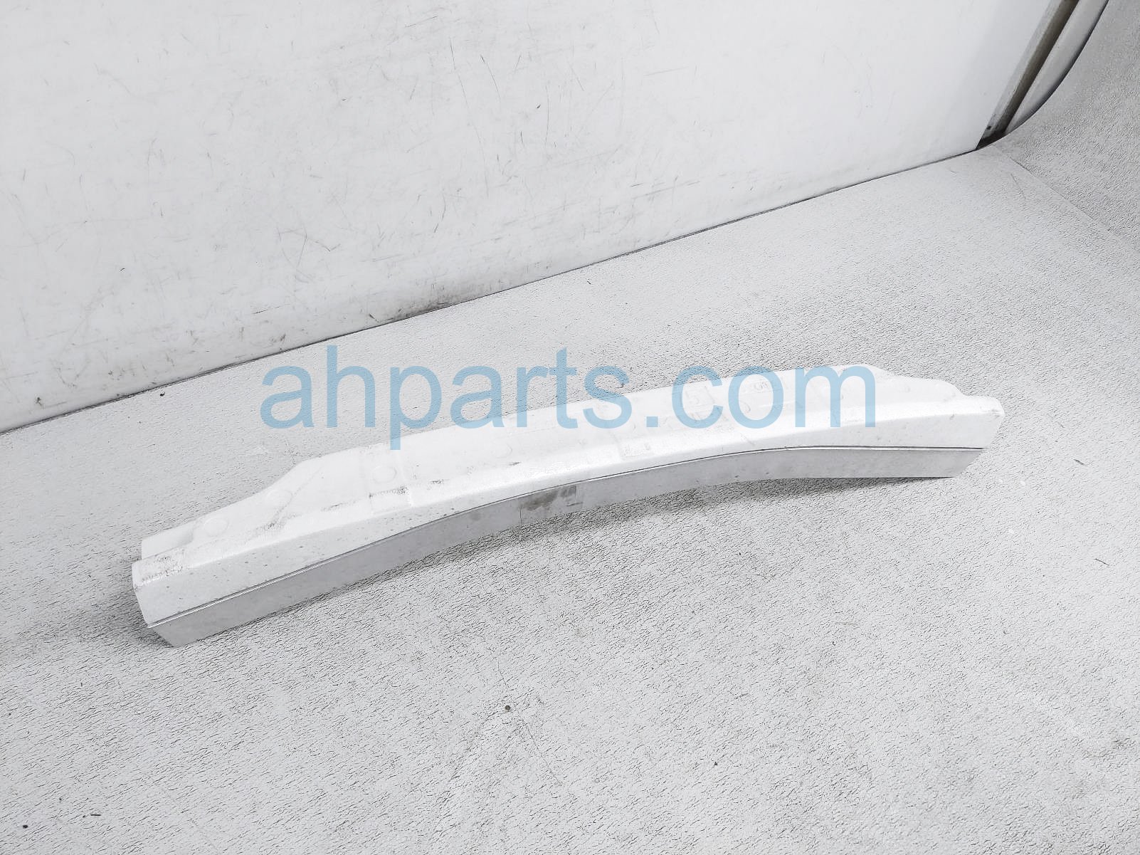 $175 Toyota REAR BUMPER REINFORCEMENT BAR