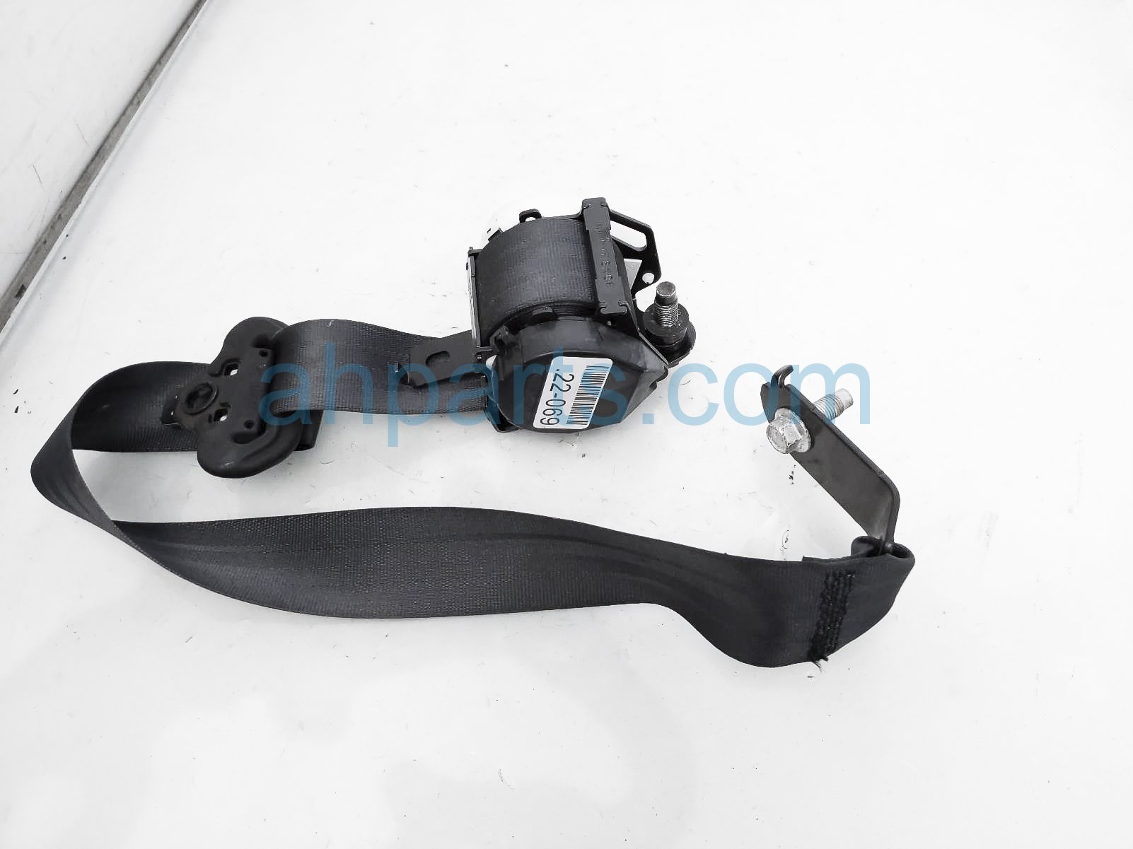 $40 Honda 2ND ROW RH SEAT BELT - BLACK