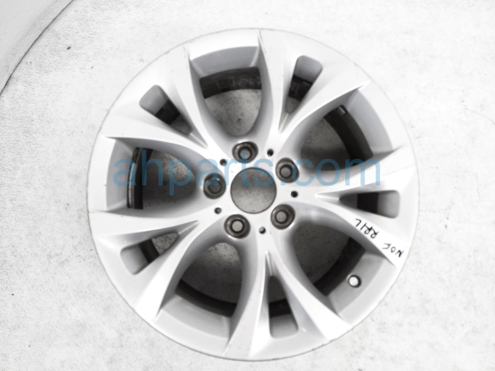 $65 BMW RR/LH WHEEL / RIM (17 INCH)