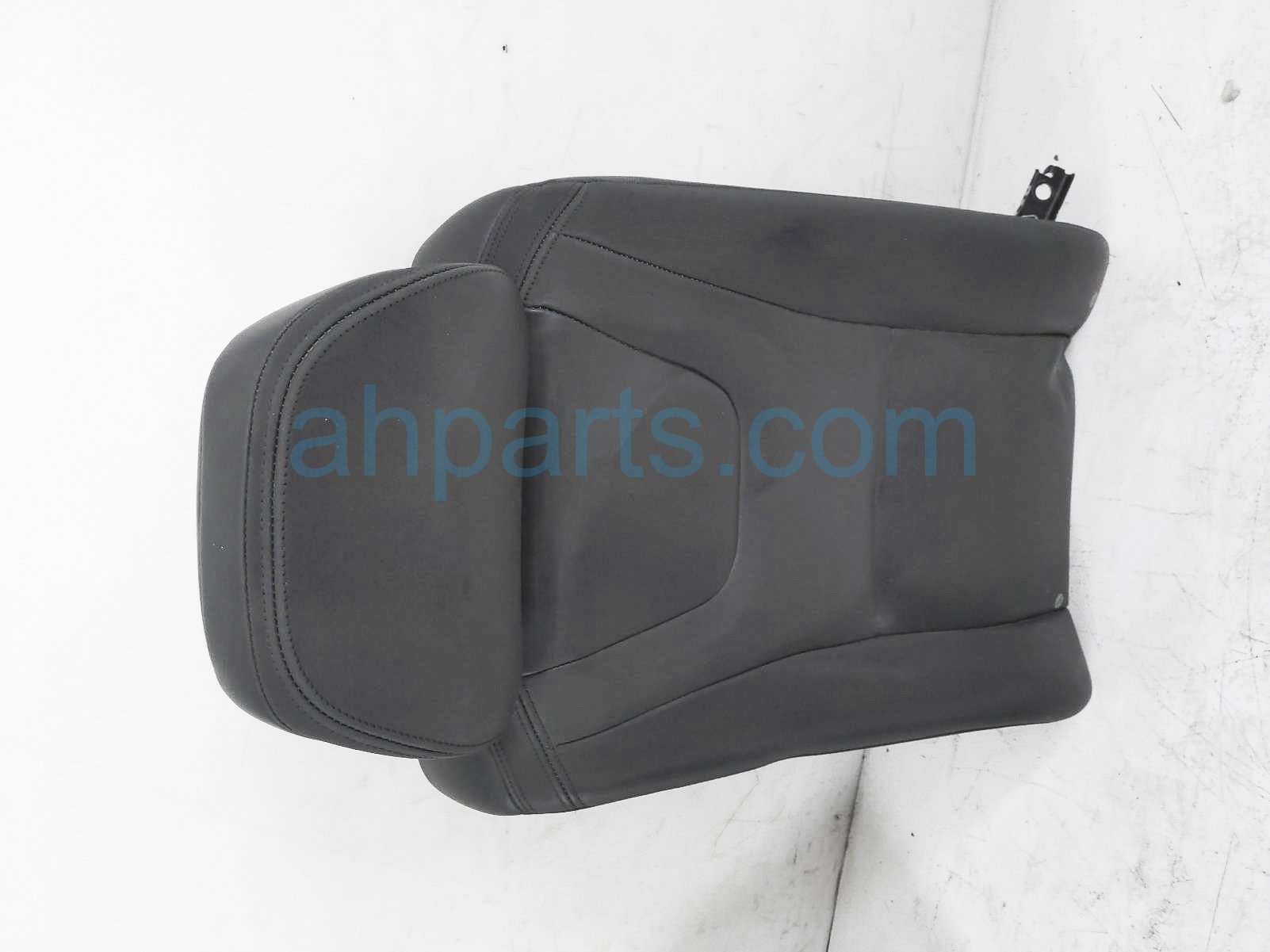 $50 Volvo RR/LH UPPER SEAT PORTION - BLACK