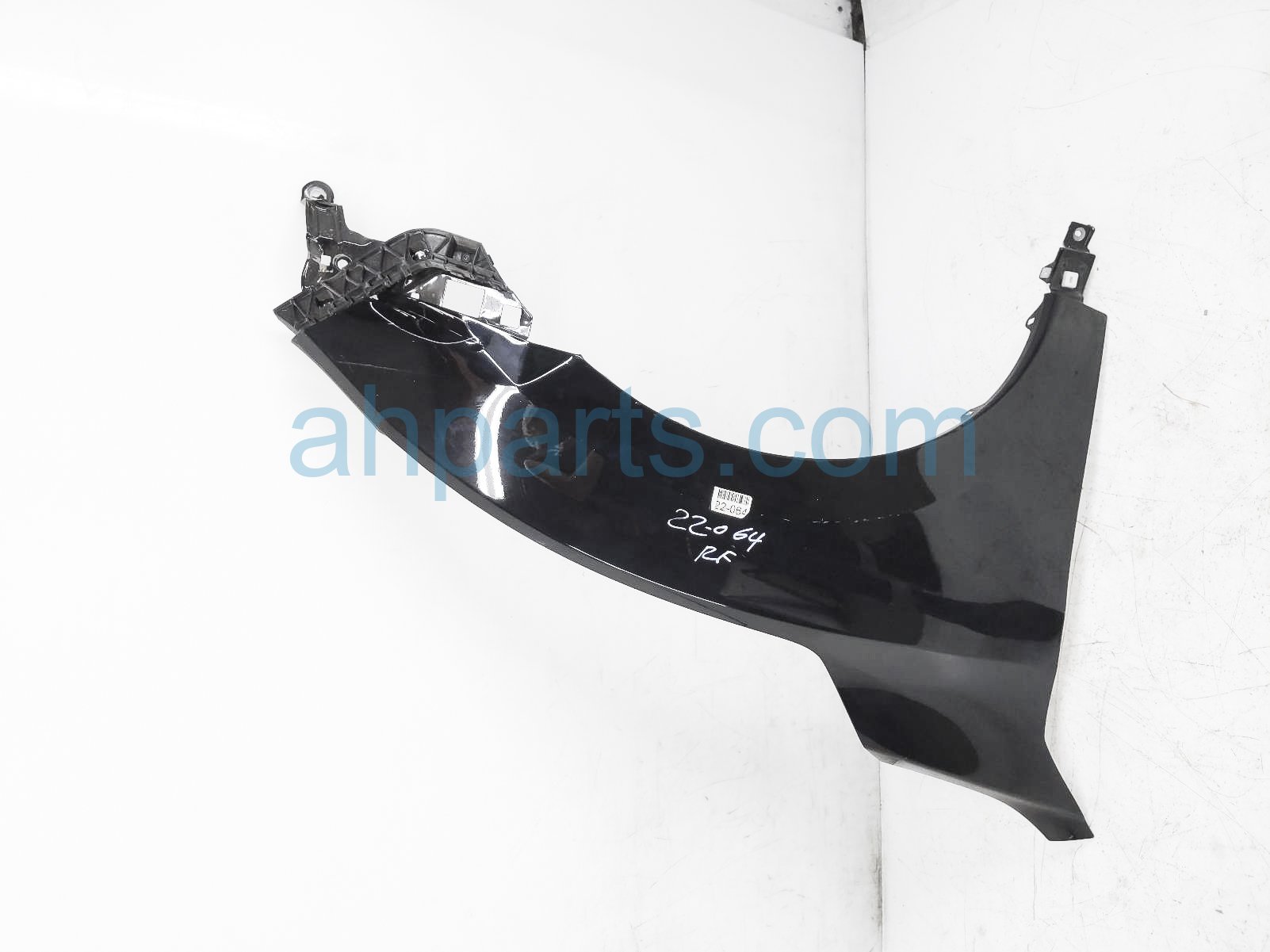 $100 Honda RH FENDER - BLACK - NIQ