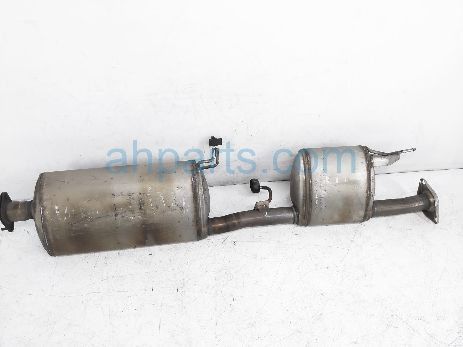 $189 Nissan EXHAUST MUFFLER & PIPE ASSY