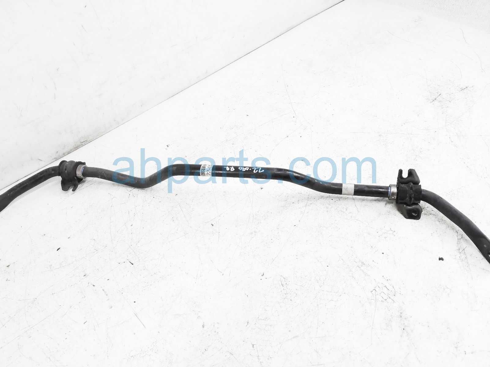 $50 Nissan REAR STABILIZER / SWAY BAR