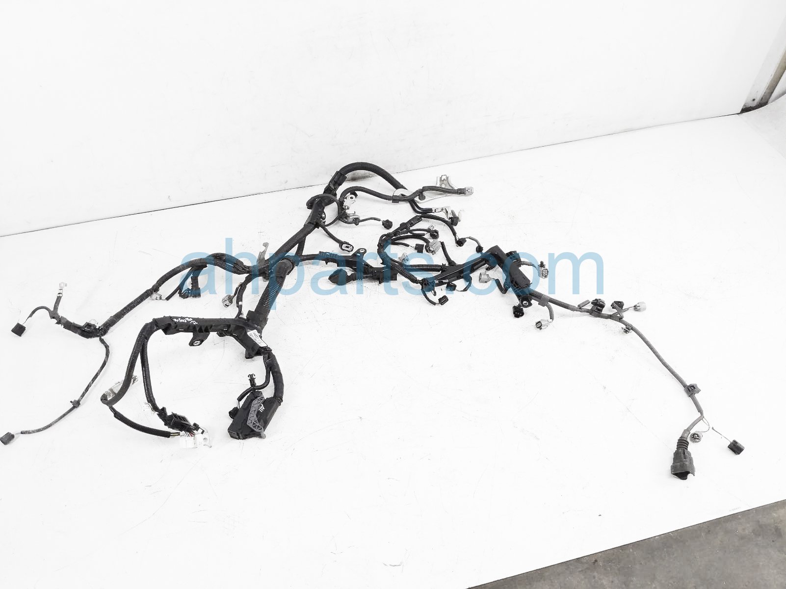 $249 Toyota ENGINE WIRE HARNESS 1.8L AT