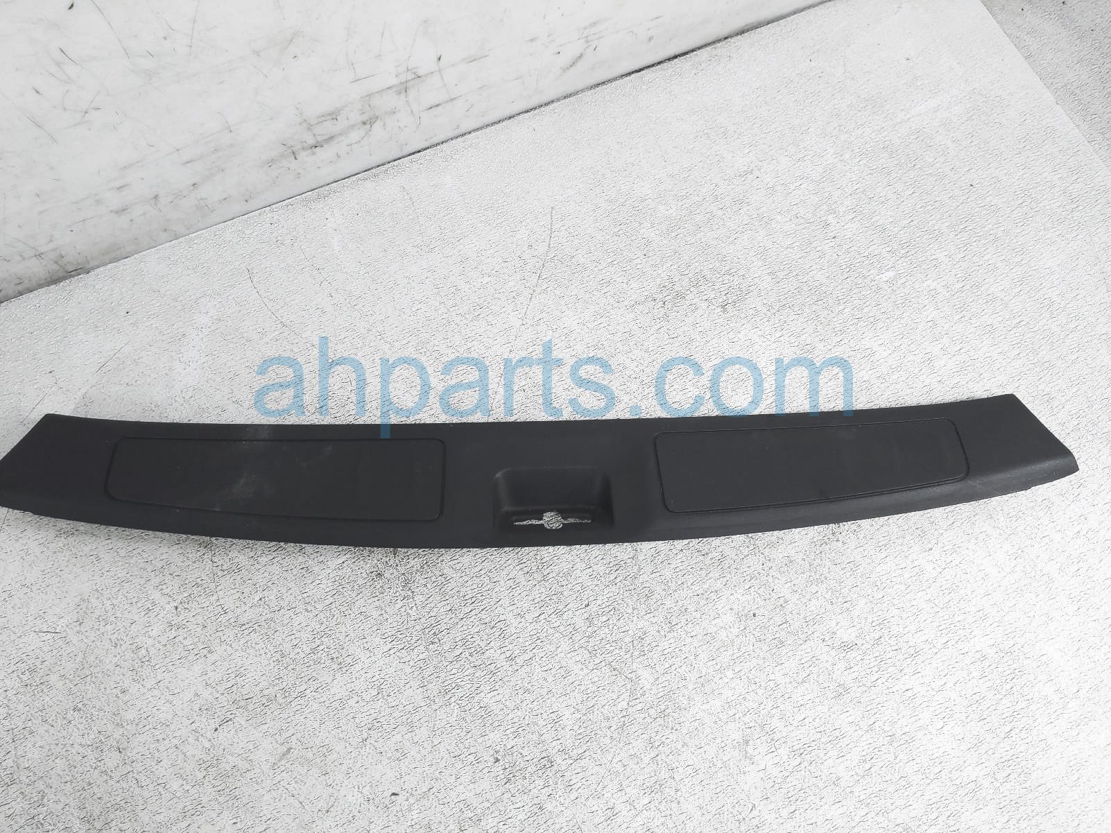 $35 Nissan REAR CARGO SCUFF SILL TRIM PANEL