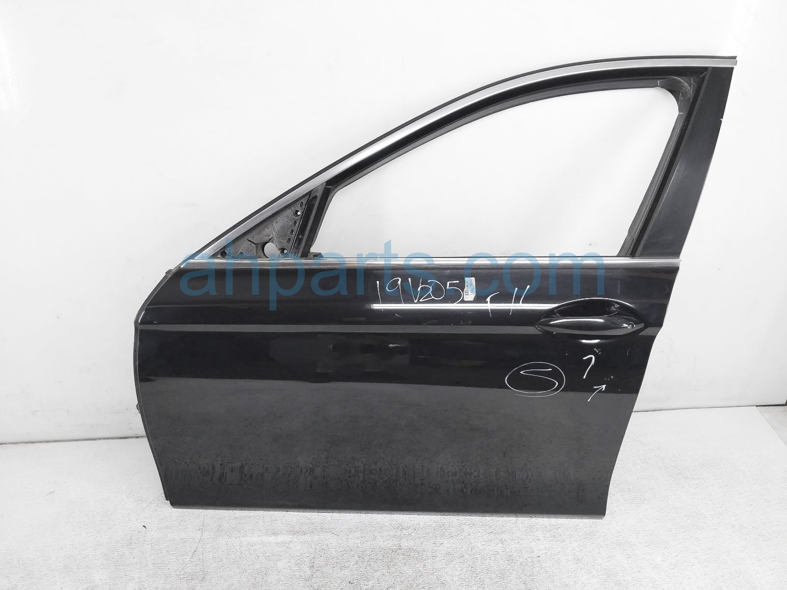 $325 BMW FR/LH DOOR - BLACK - SHELL ONLY