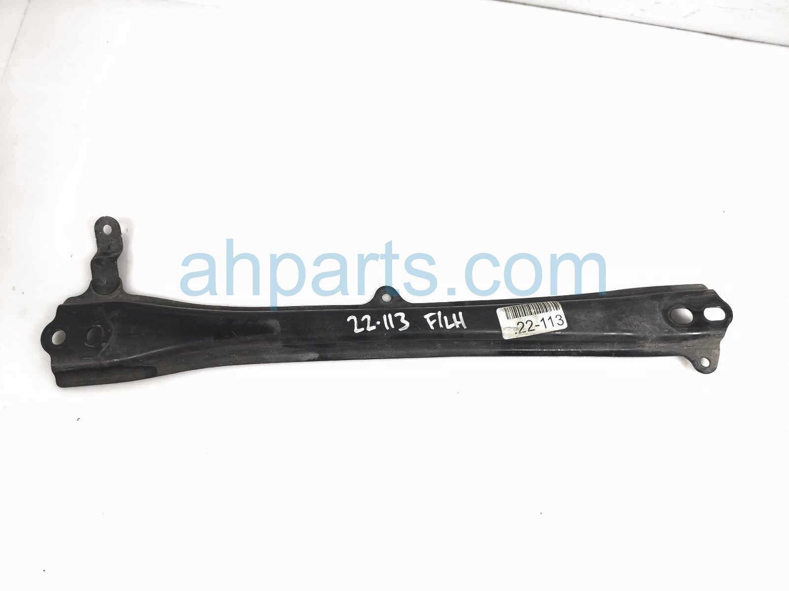 $24 Toyota FR/LH SUB FRAME SUPPORT BRACKET