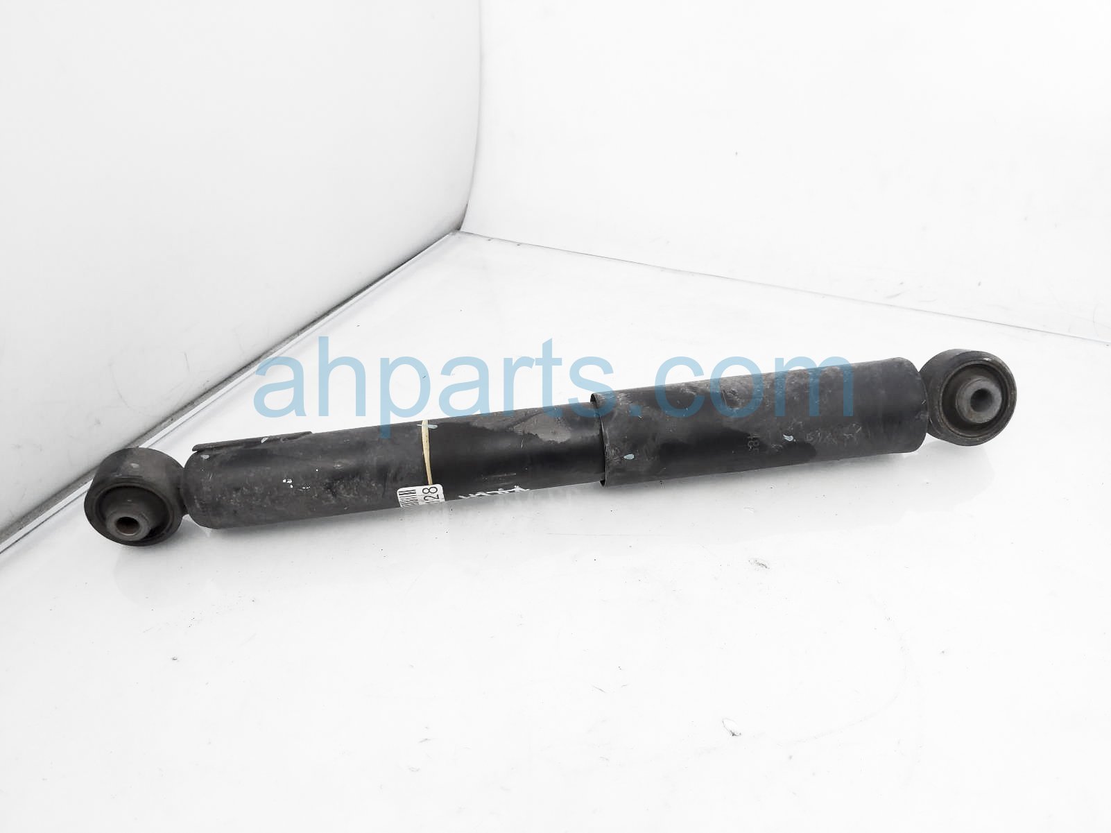 $75 Lexus RR/LH SHOCK ABSORBER - W/O AVS