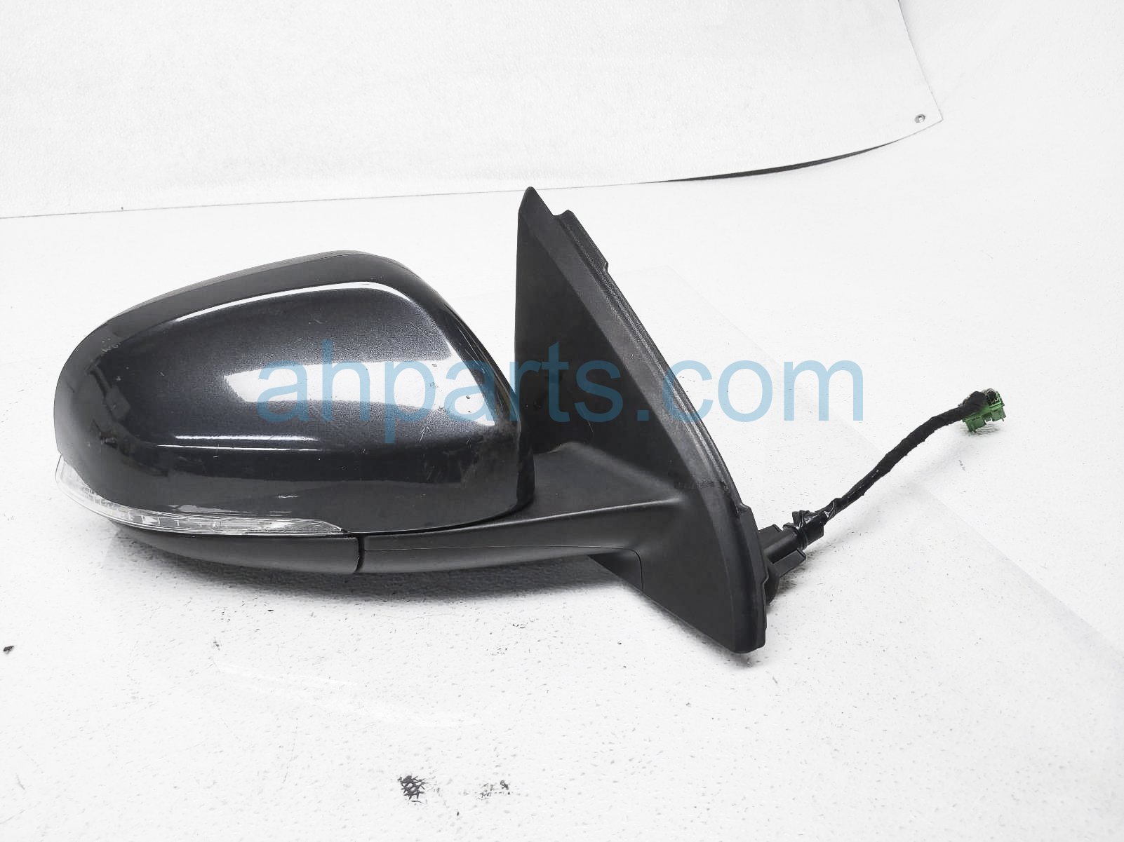 $100 Volvo RH SIDE VIEW MIRROR - GREY - NOTES