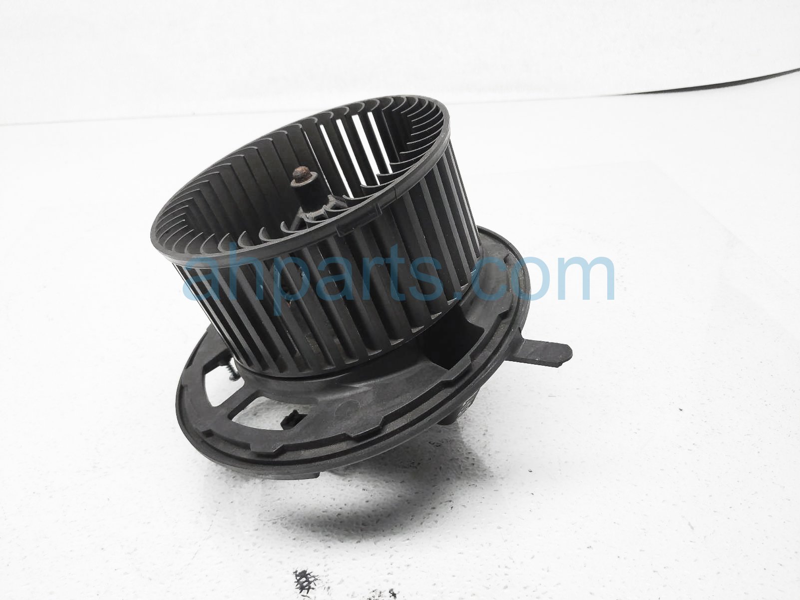 $35 BMW BLOWER MOTOR FAN ASSY