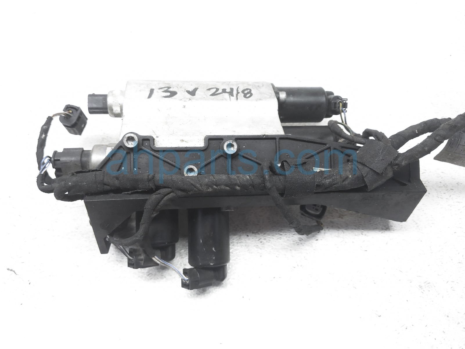 $85 BMW DYNAMIC DRIVE HYDRAULIC VALVE ASSY