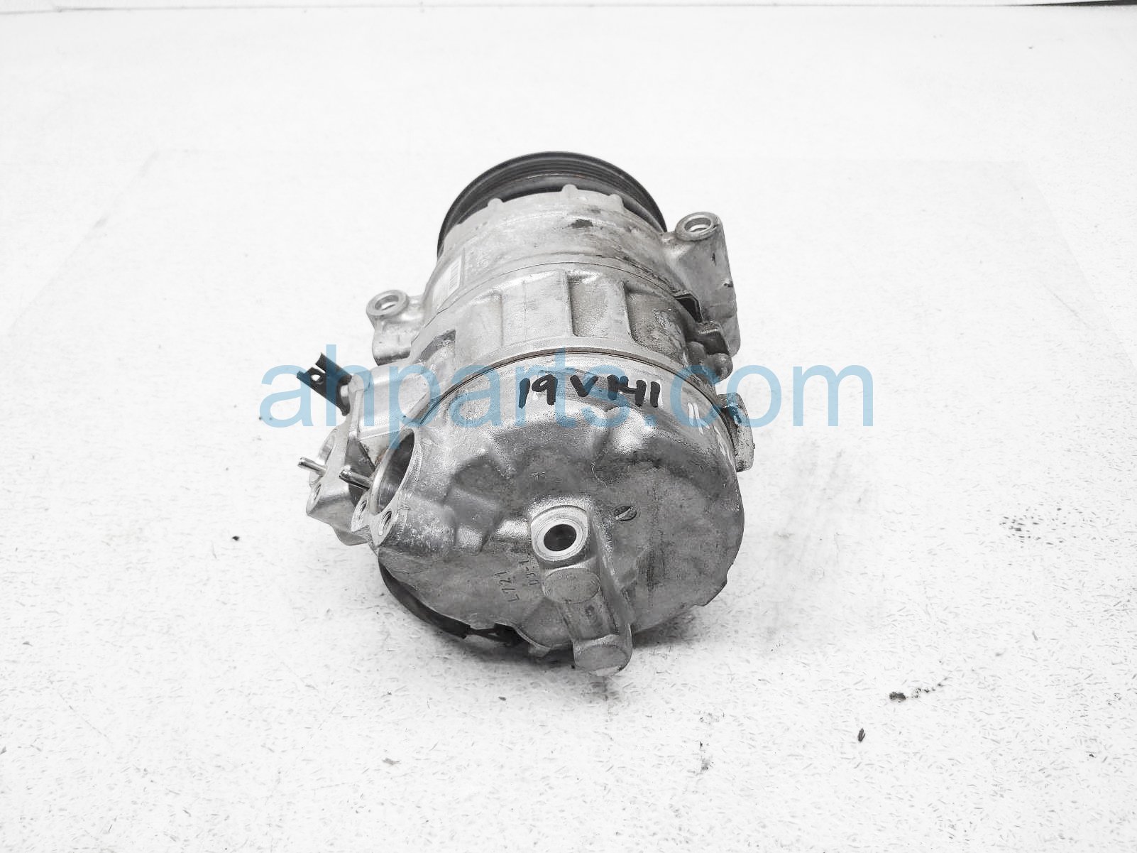 $65 BMW AC PUMP / COMPRESSOR